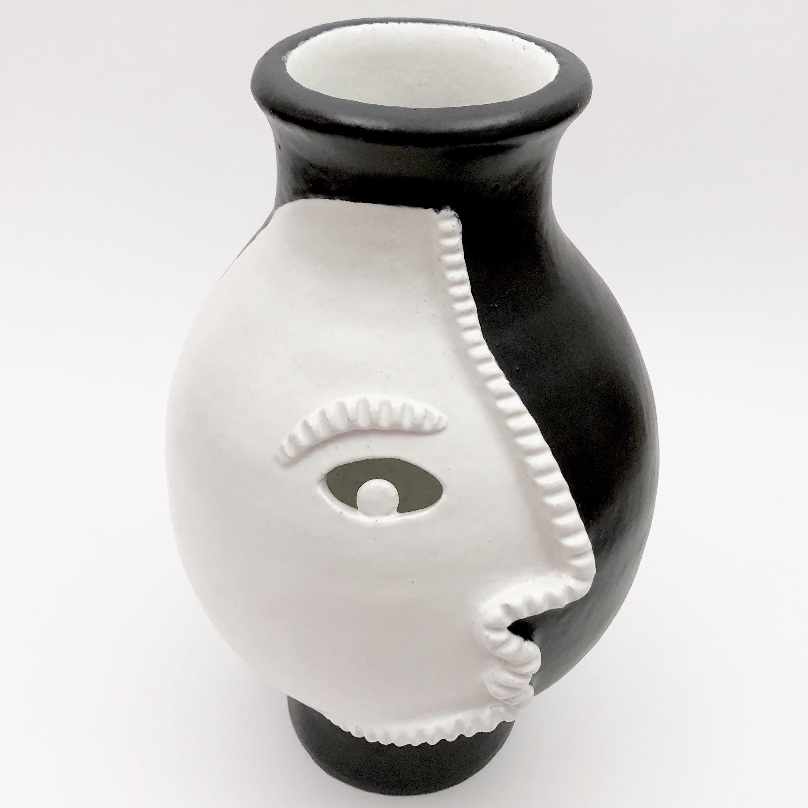 Dalo, Monumental Black and White Ceramic Vase In Excellent Condition In NICE, FR