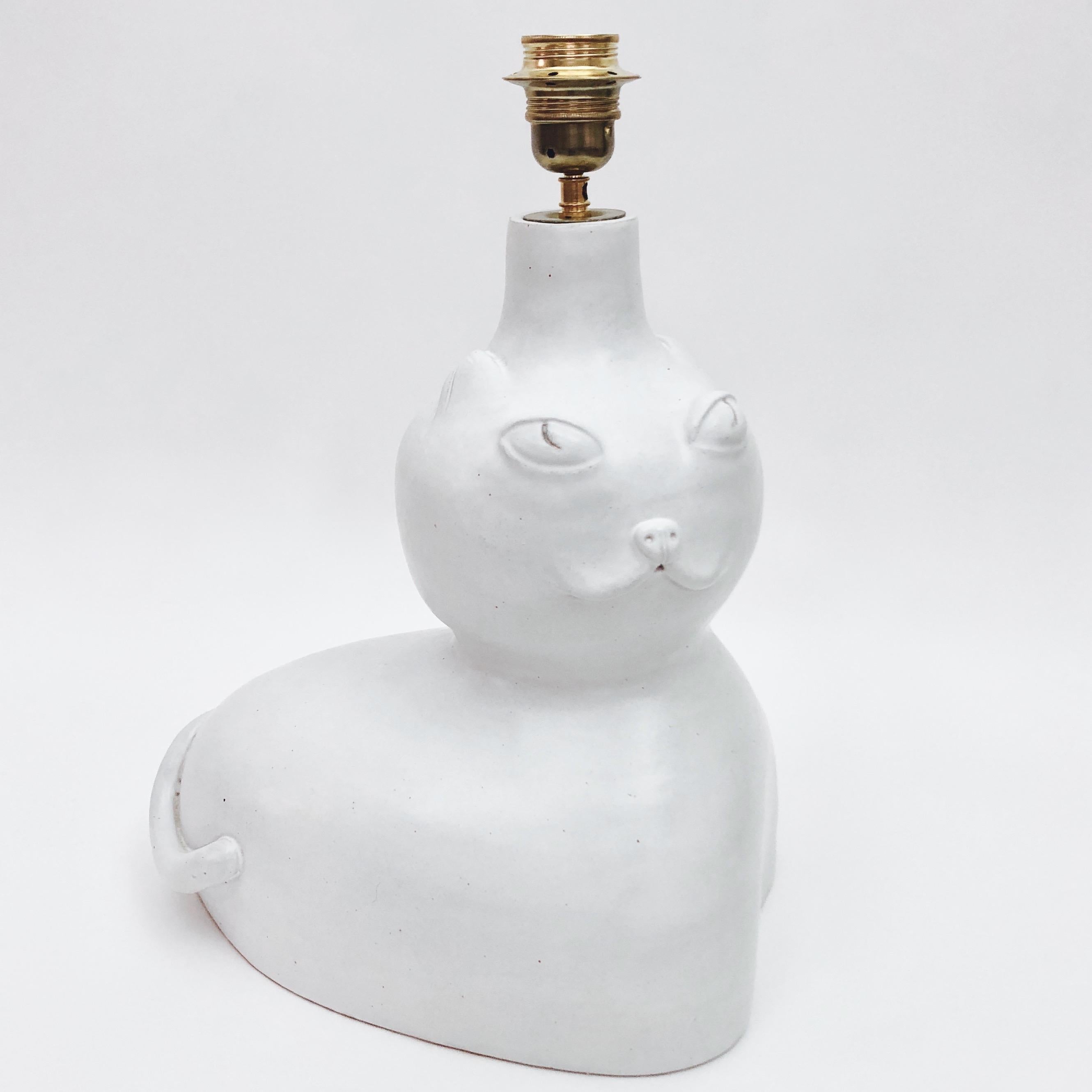 Dalo, White Ceramic Lamp Base For Sale 1