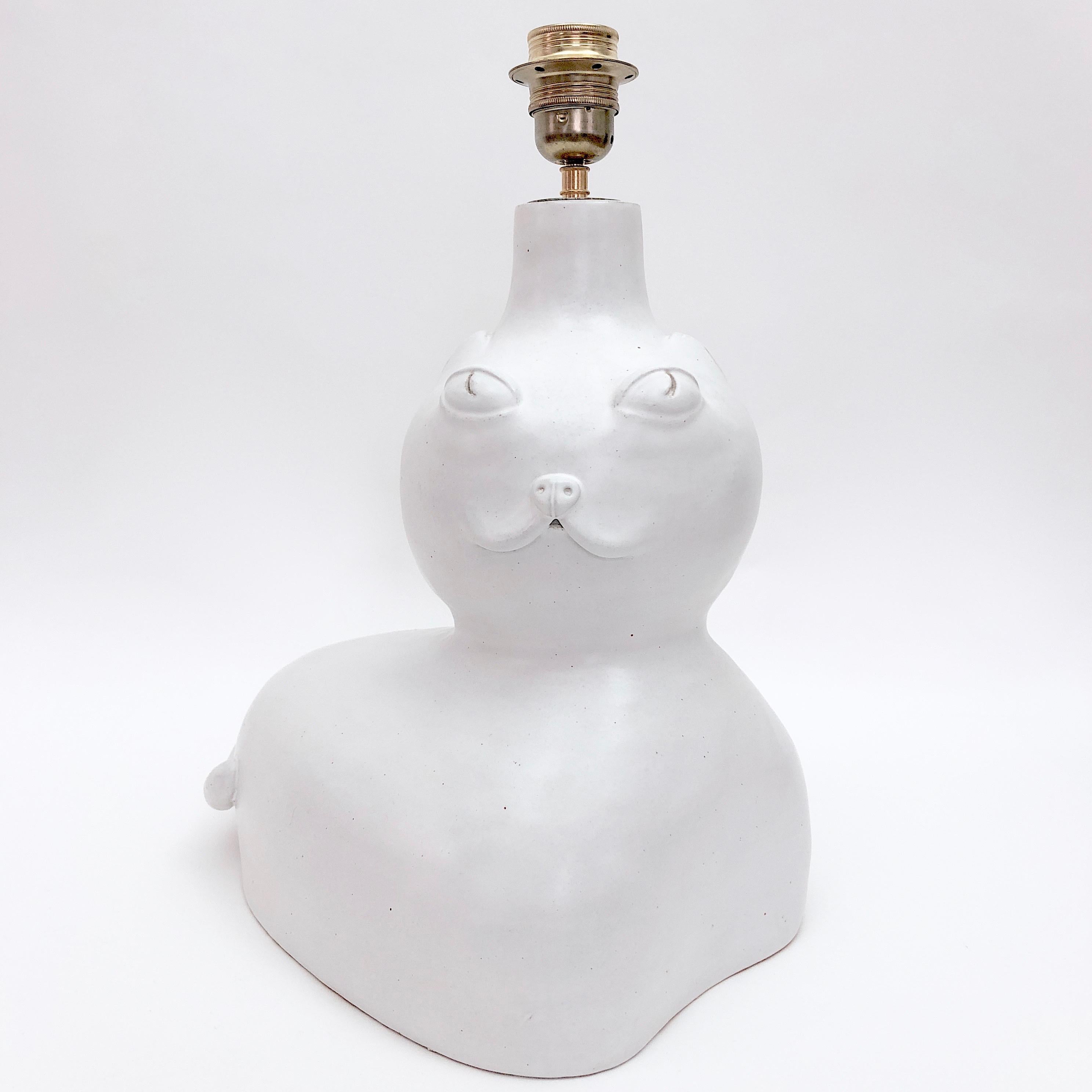 Dalo, White Ceramic Lamp Base For Sale 2