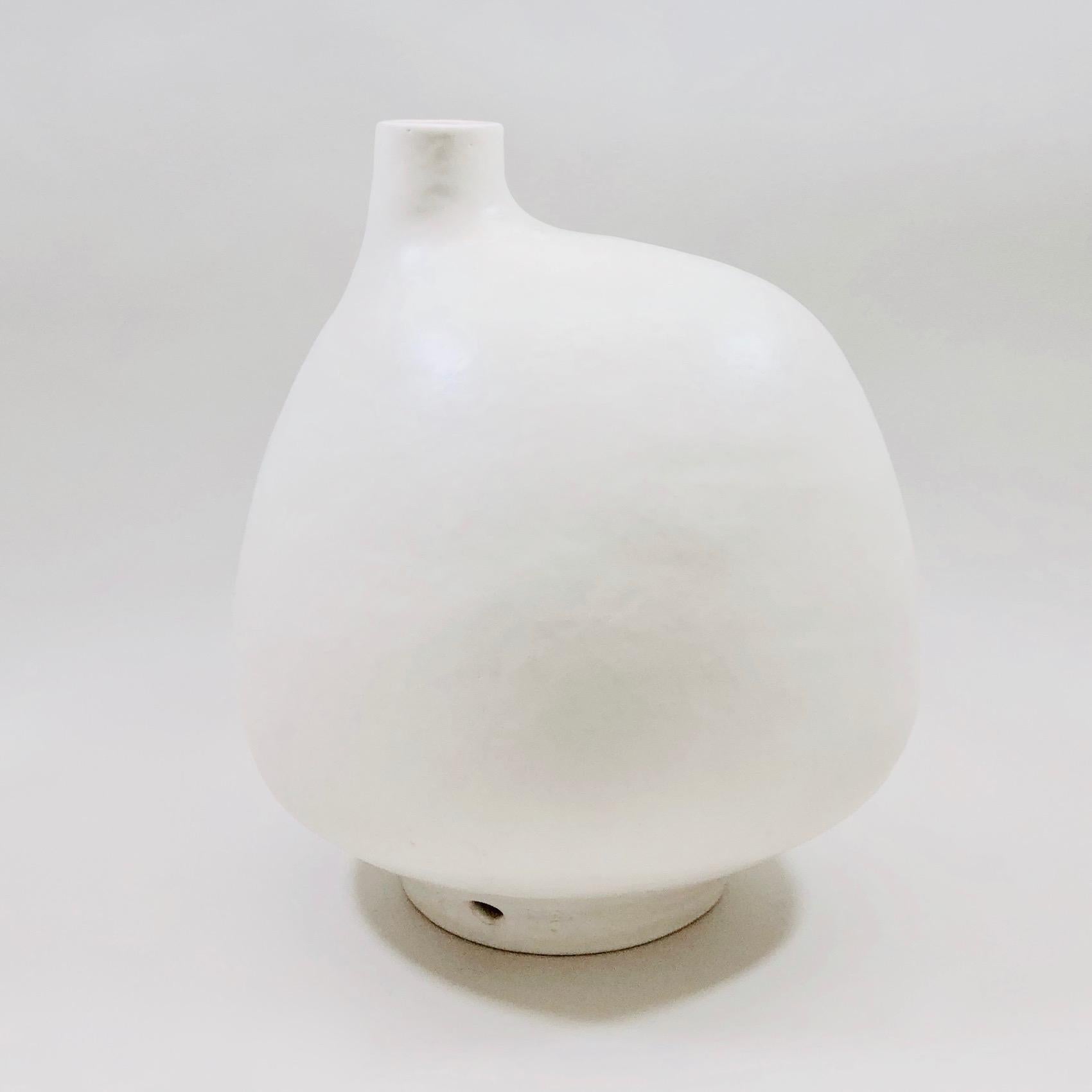 Dalo - White Ceramic Table Lamp Base 6
