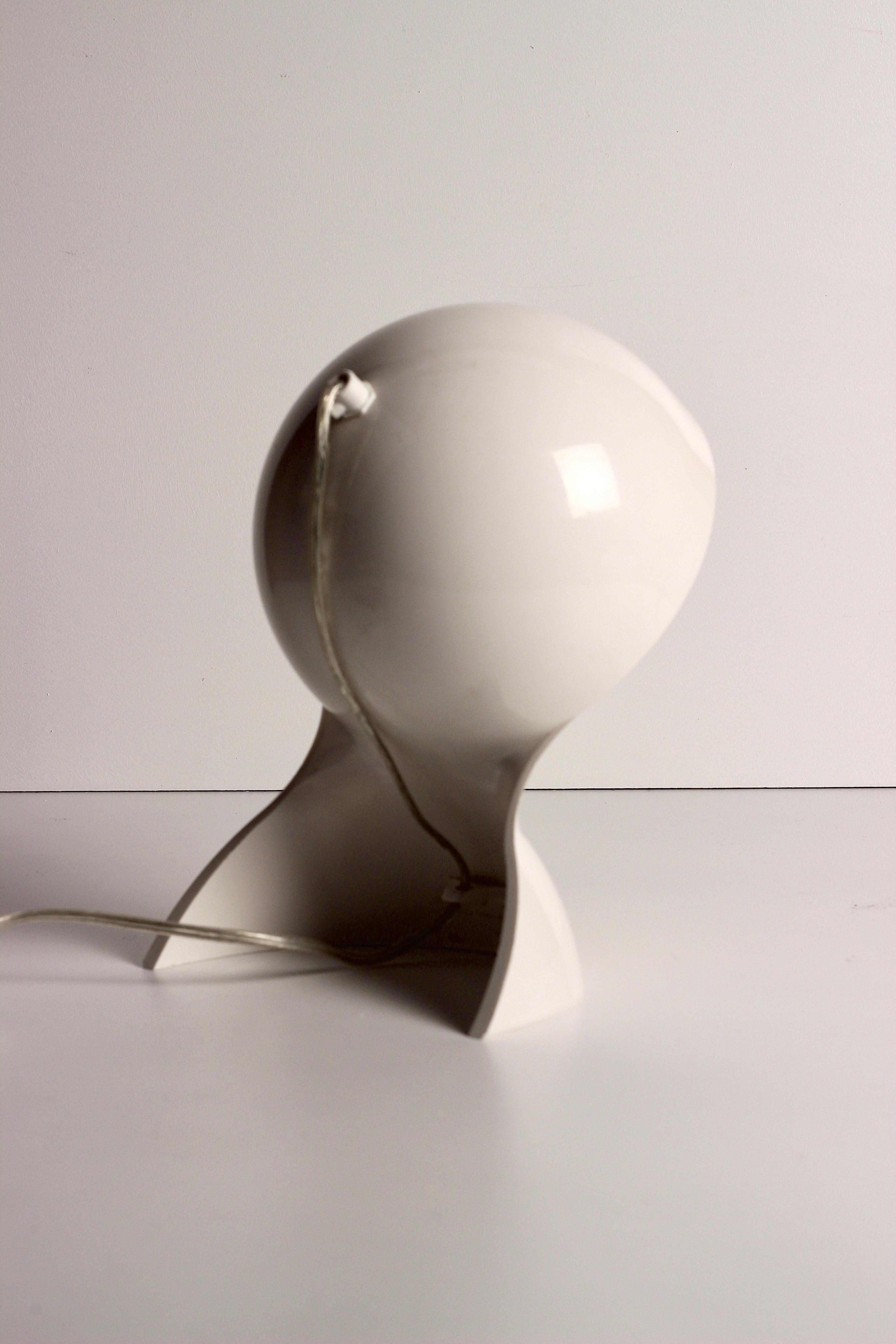 Dalu Table Lamp by Vico Magistretti for Artemide 1