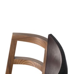 Dama Chair with Armrests