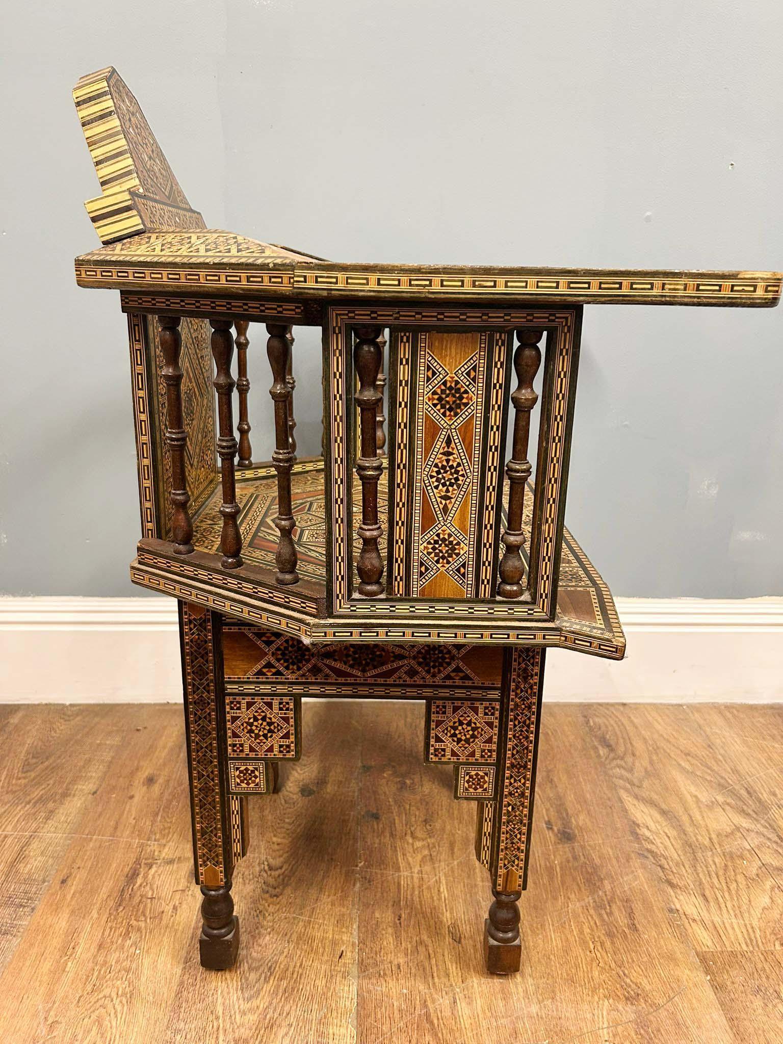 Silla Damascana Juego de Mesa Juegos Incrustaciones Árabes Interiores Sirios en venta 7