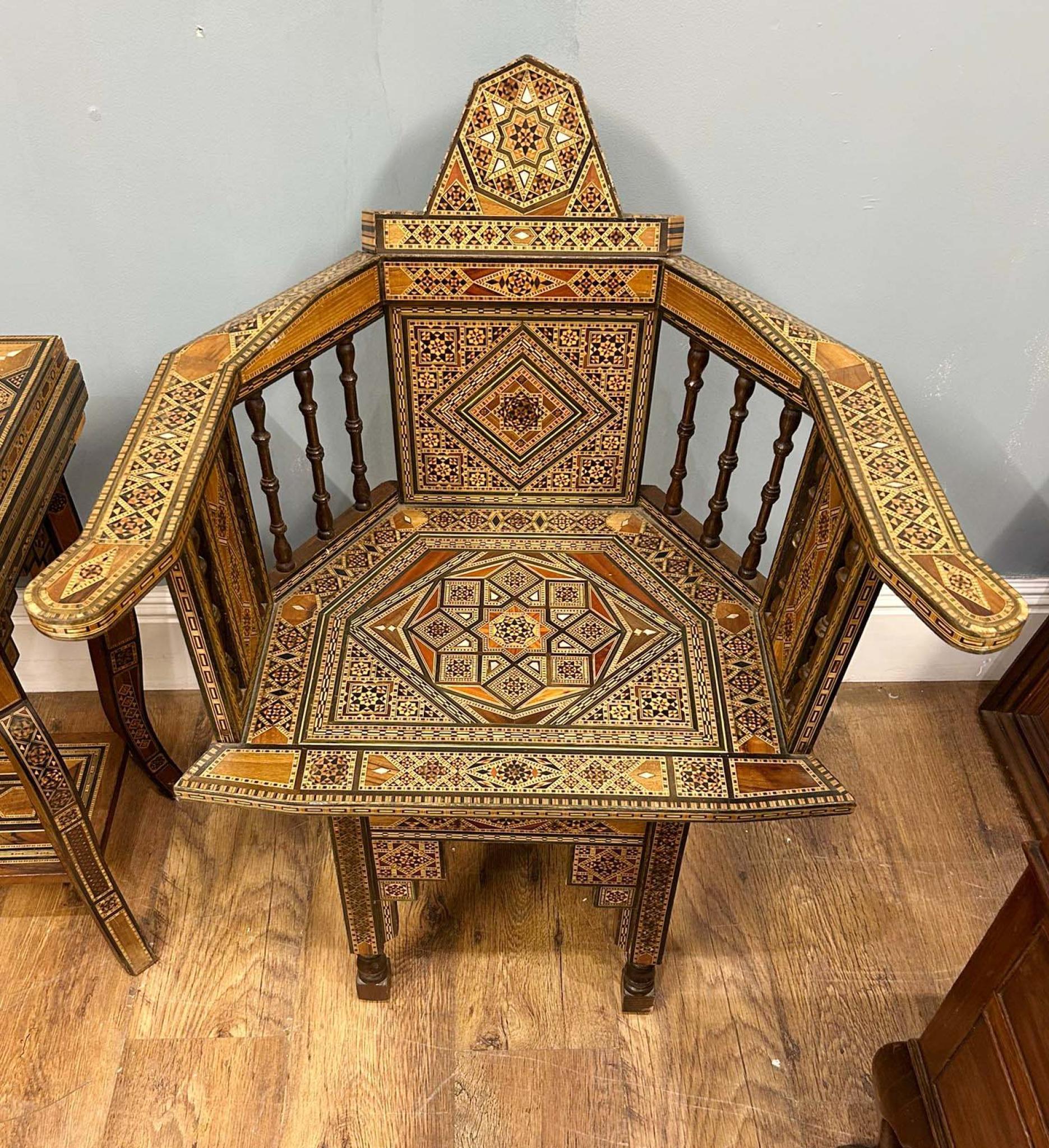 Silla Damascana Juego de Mesa Juegos Incrustaciones Árabes Interiores Sirios en venta 10