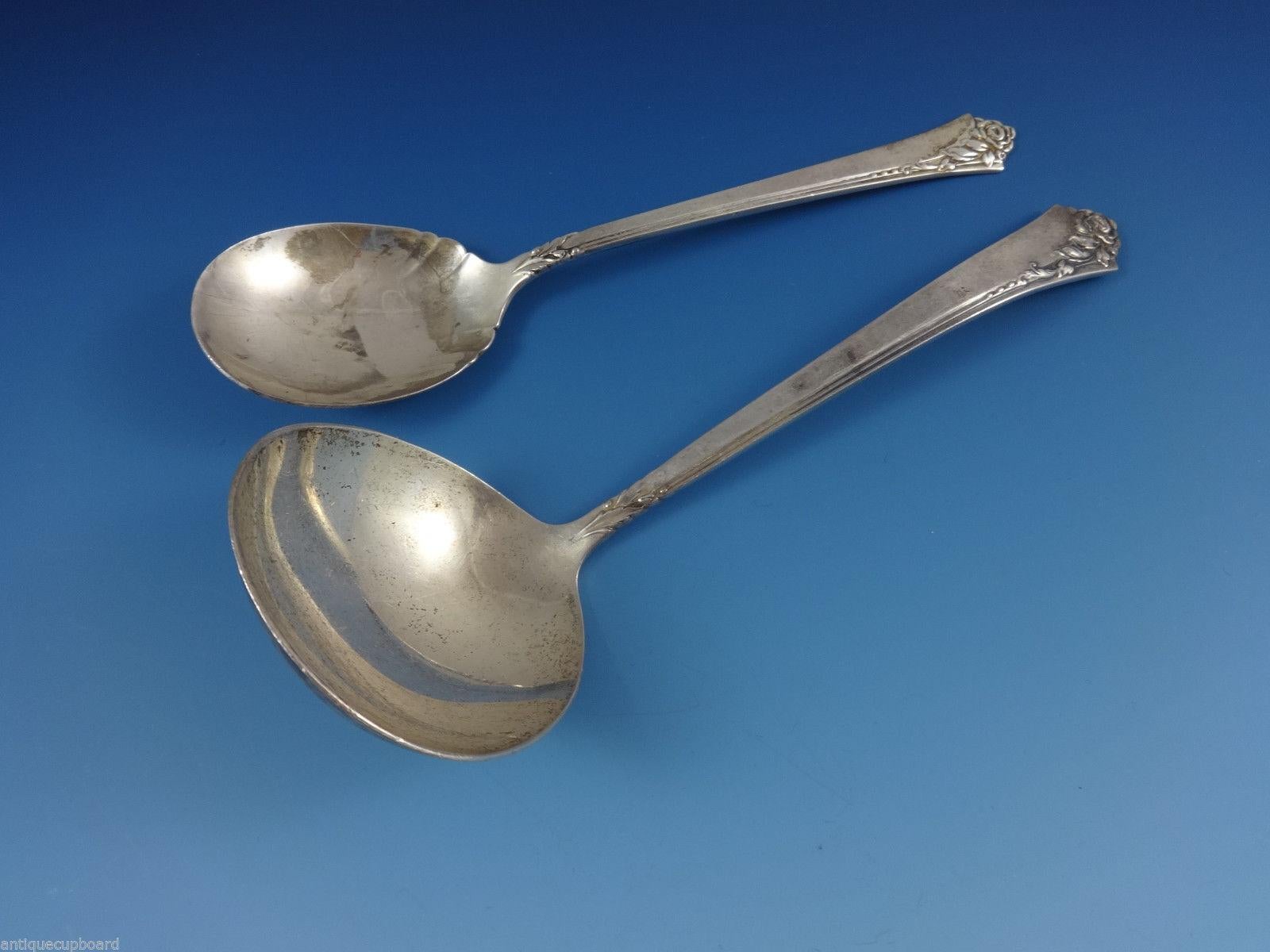 Damask Rose by Oneida Sterling Silver Flatware Set For 12 Service 69 Pcs For Sale 6