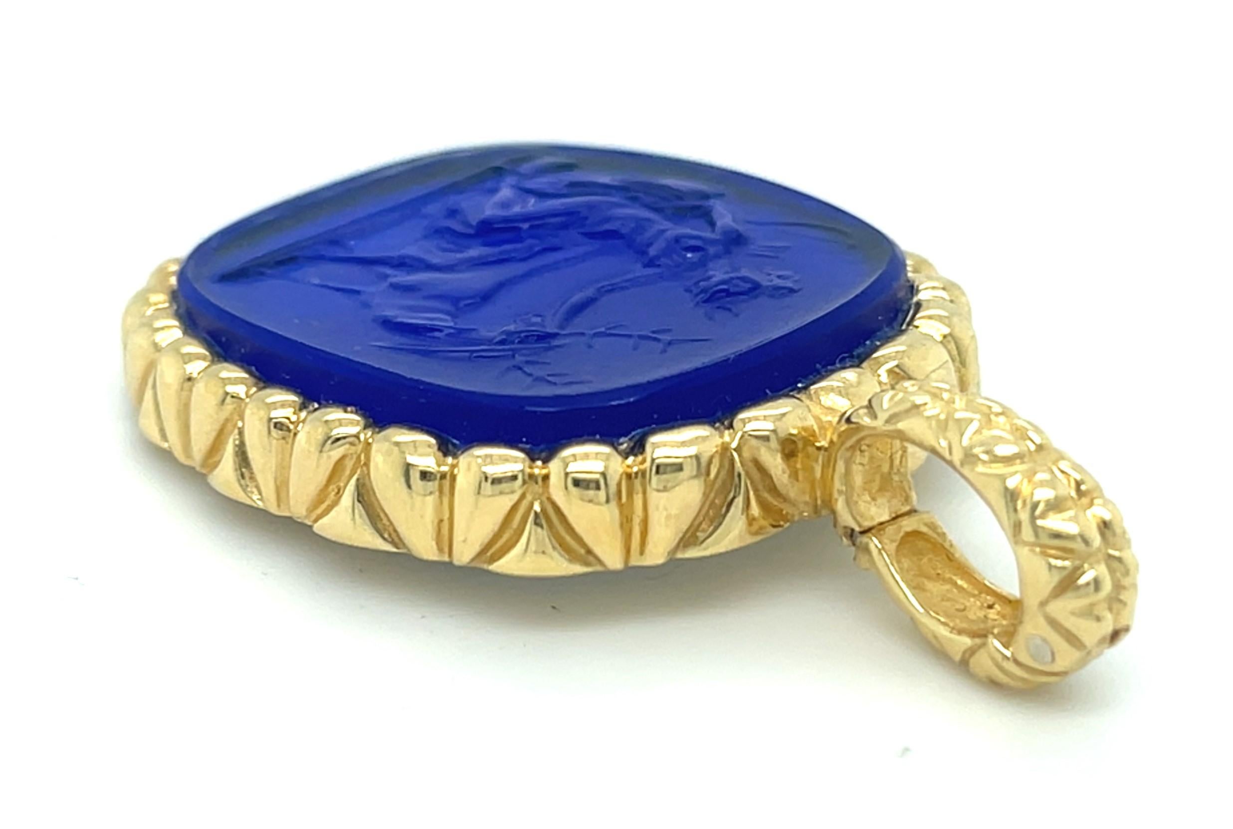 Pendentif en intaille de verre D'amati 