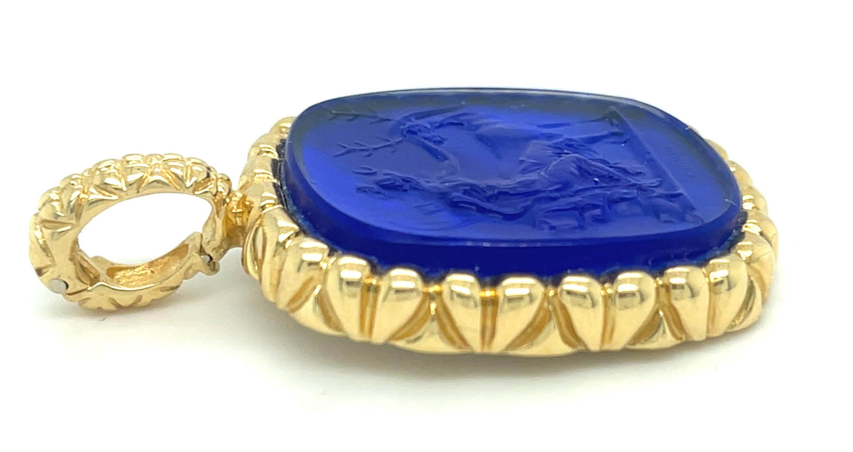 Pendentif en intaille de verre D'amati 
