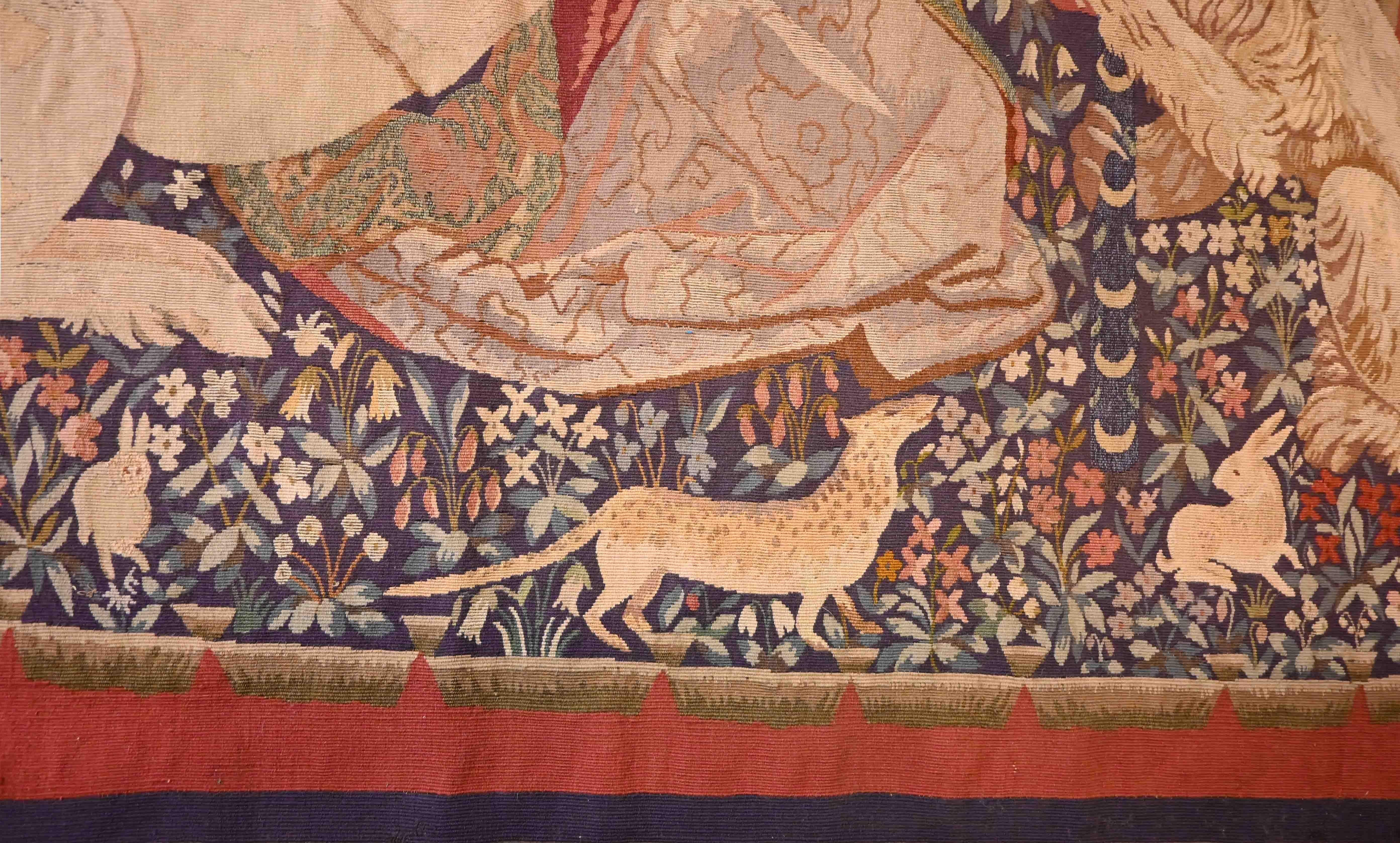 Dame à la licorne - Mittelalterlicher Wandteppich Manufacture Aubusson 19th - N° 1355 (Wolle) im Angebot