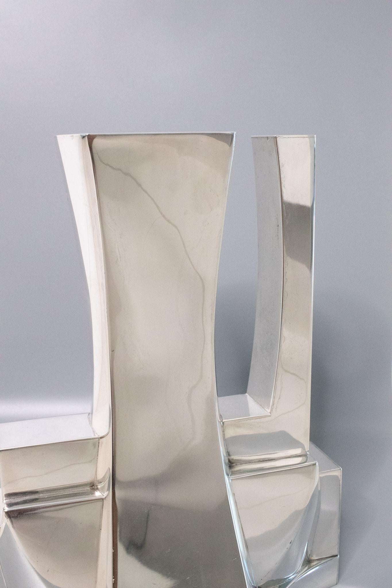 Damian Garrido 2002 Spain Modernist Geometric Figure Vase .925 Sterling For Sale 2
