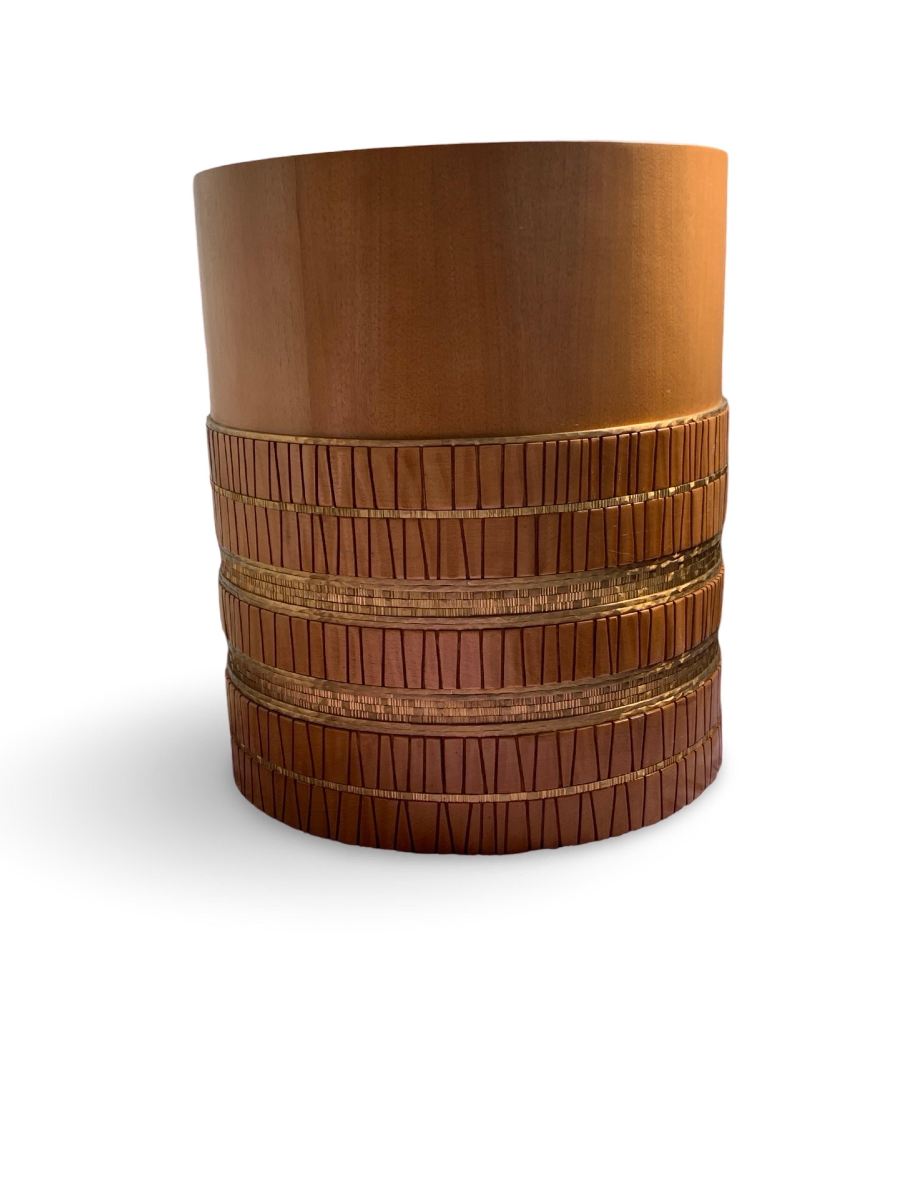 Damian Jones Furniture as Art Wood and Brass Tribal Side or Coffee Table n°1 Excellent état - En vente à Palm Springs, CA