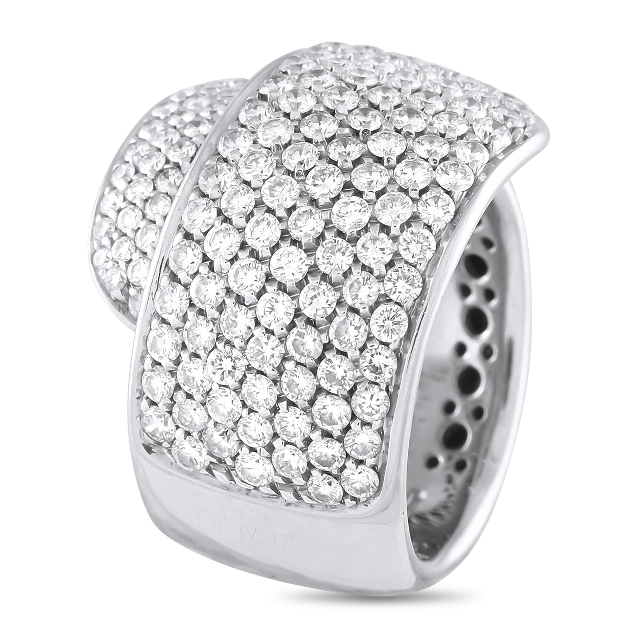 A contemporary wrapped setting crafted from 18K White Gold serves as a stunning foundation for this Damiani ring. At the top, inset Diamonds with a total weight of 3.25 carats allow it to effortlessly catch the light every time its worn. This piece