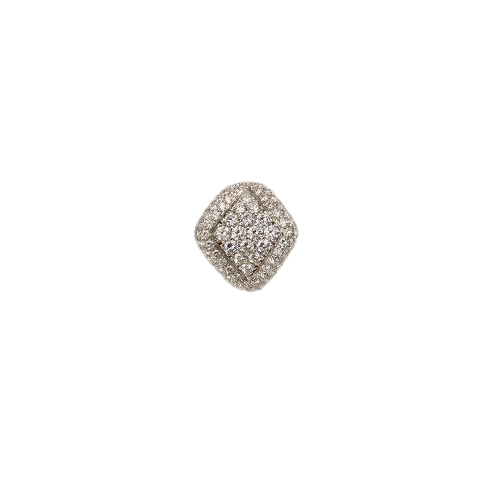 Damiani Pave Earrings
18K White Gold
Diamonds: 4.68ctw