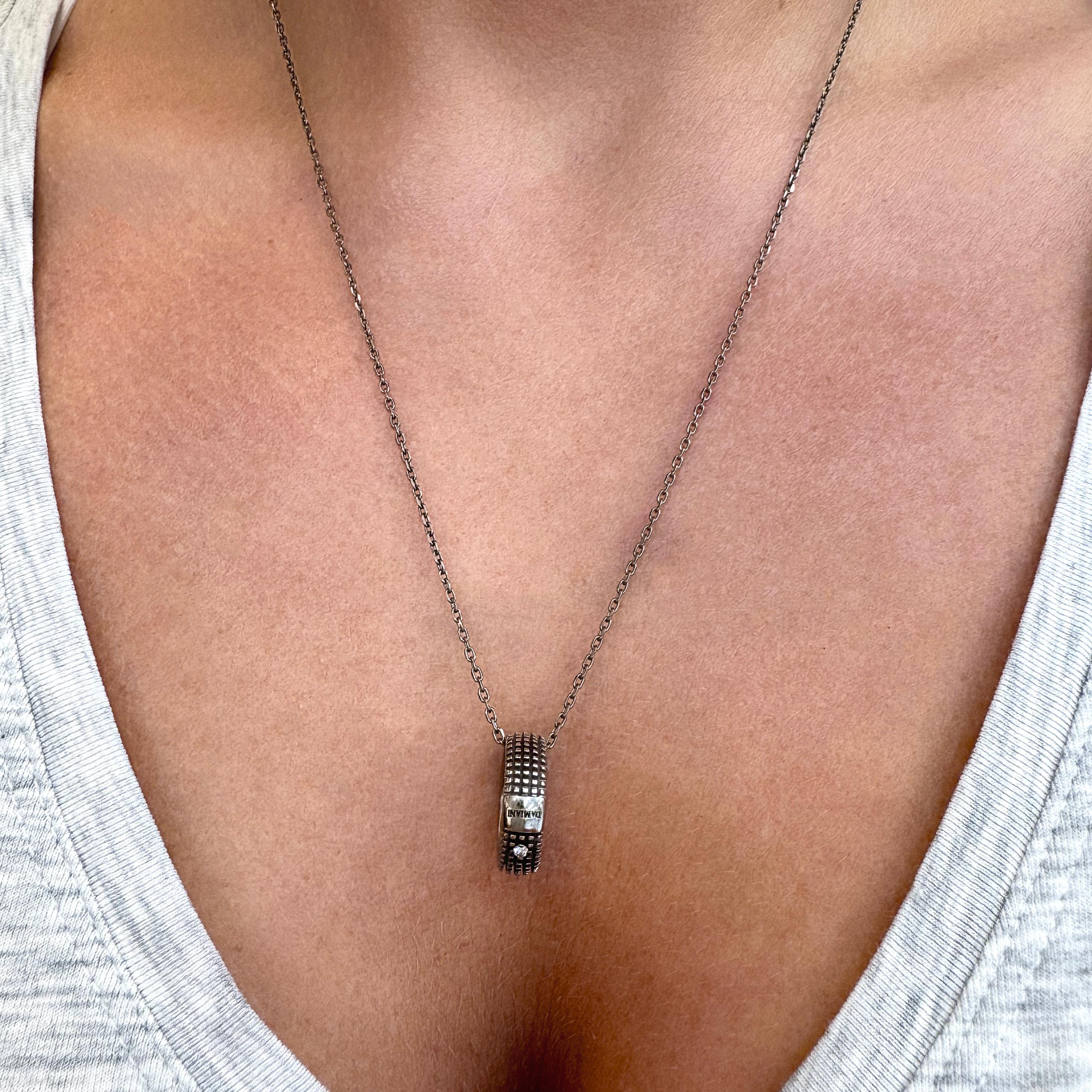 Damiani 18K White Gold & Black Rhodium Diamond Metropolitan Pendant Necklace In Excellent Condition For Sale In Houston, TX