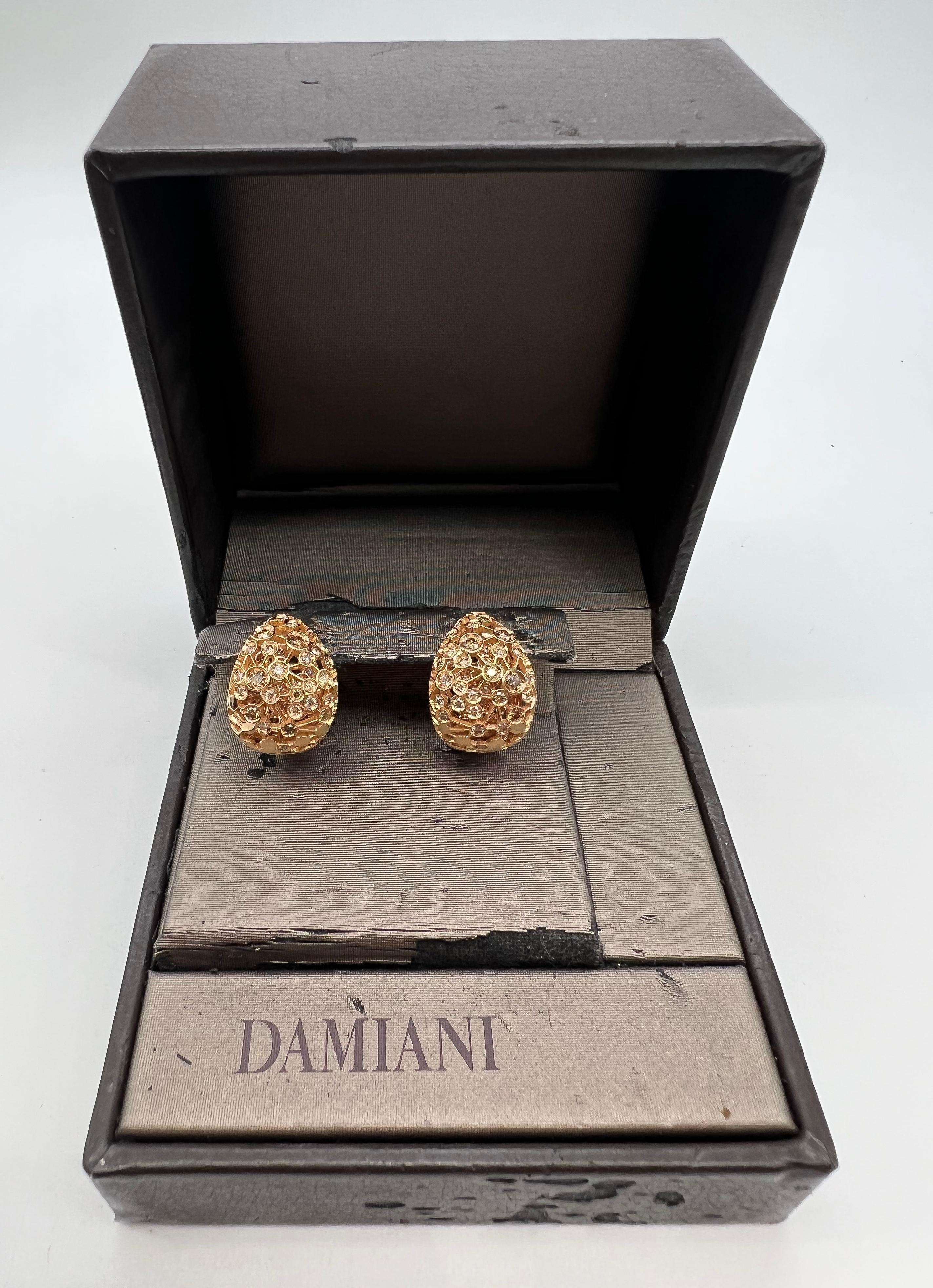 Damiani, créoles en or jaune 18 carats et diamants Bon état à New York, NY