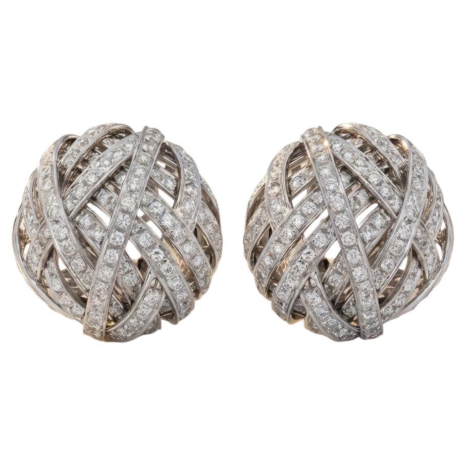 Damiani 5.60 Carat Diamond Layered Crossover Puff Earrings 18K Gold