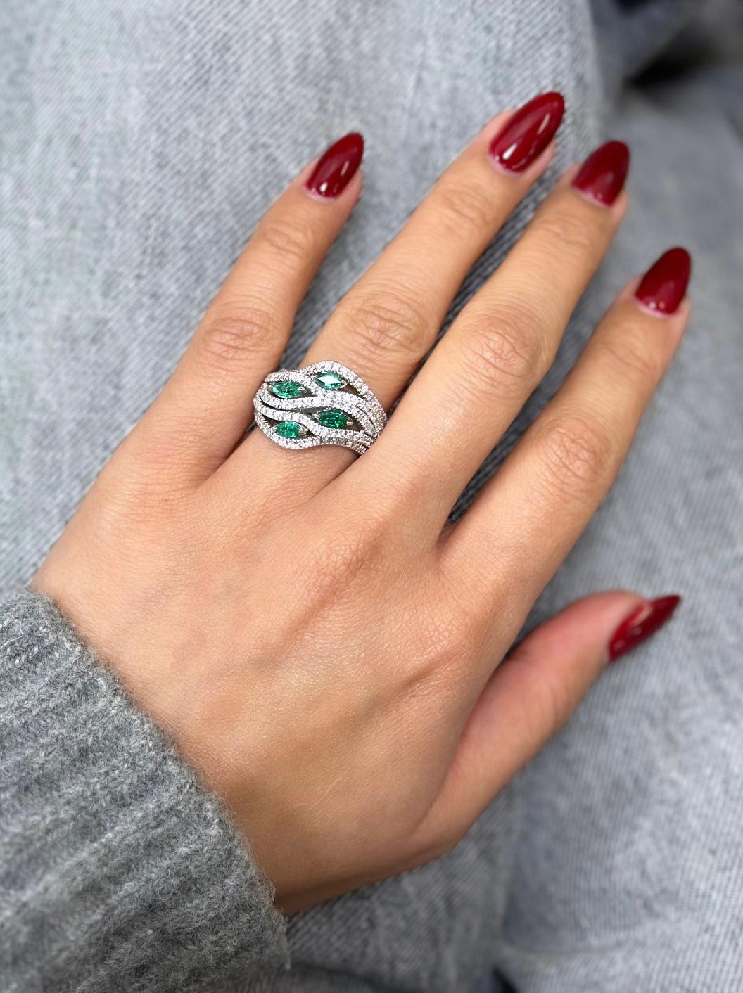 Damiani Emerald 0.70Ctw & Diamond 0.95ctw Cocktail Ring 18K White Gold Size 7.5 In New Condition For Sale In New York, NY