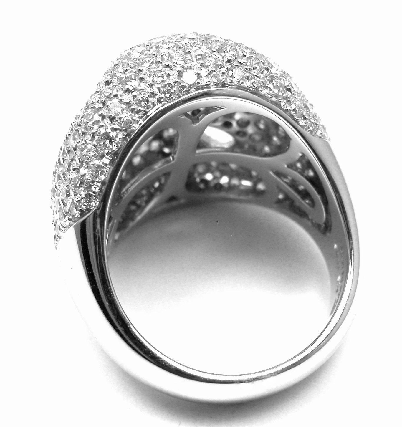 Damiani Large Diamond Gold Ring For Sale 3