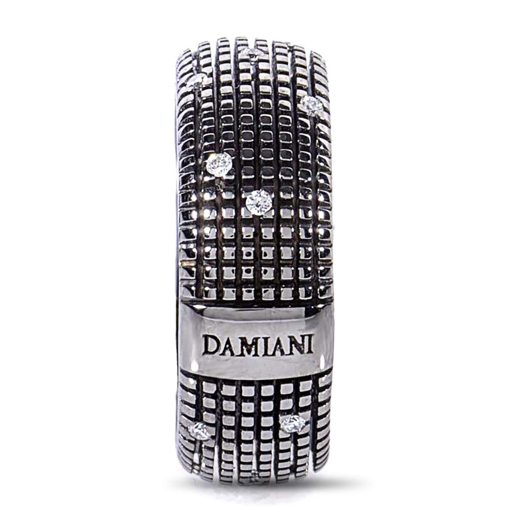 Damiani Metropolitan 18 Karat Black Gold 18-Diamond Band Ring In New Condition In Southampton, PA