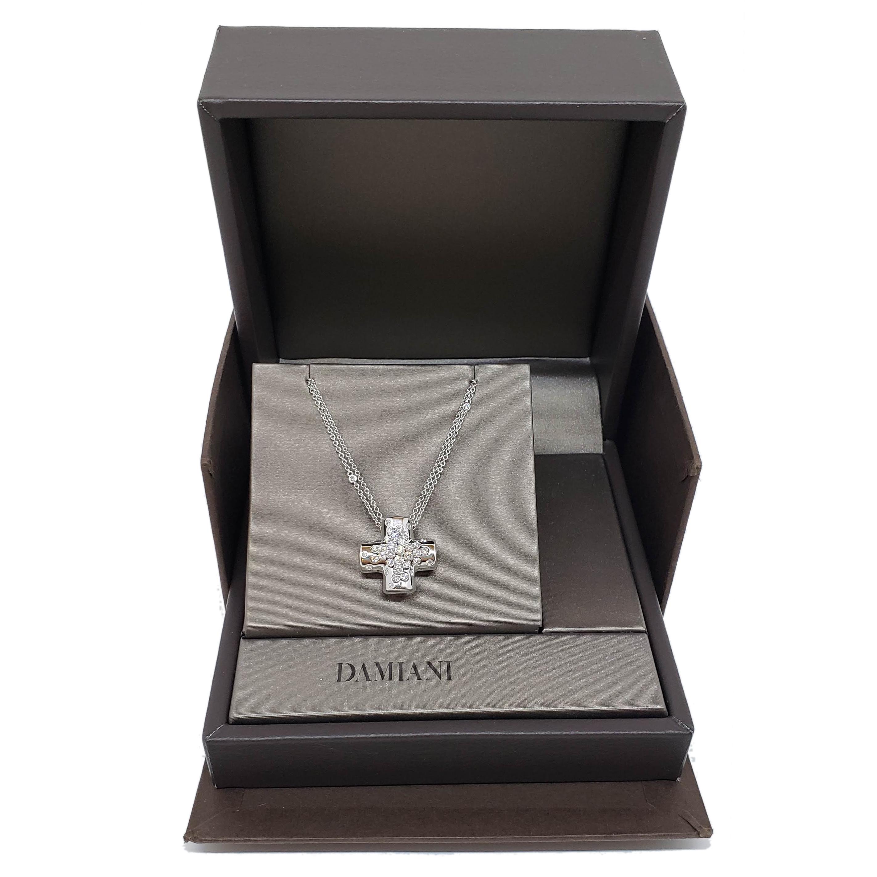 Damiani Paradise Collection Cross Pendant, 18k White Gold & Diamonds, 20042014 For Sale 3