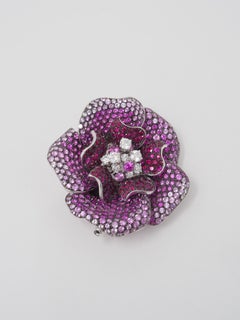 Broche Damiani Zafiro Rosa Diamante Flor, Italia, años 2000