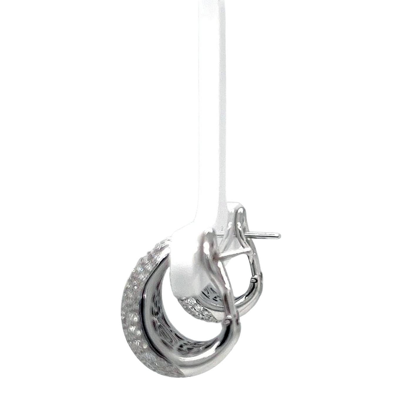 De las mujeres Damiani Spicchi di Luna 2.12ct Pave Diamonds Italian Earrings in 18K White Gold en venta