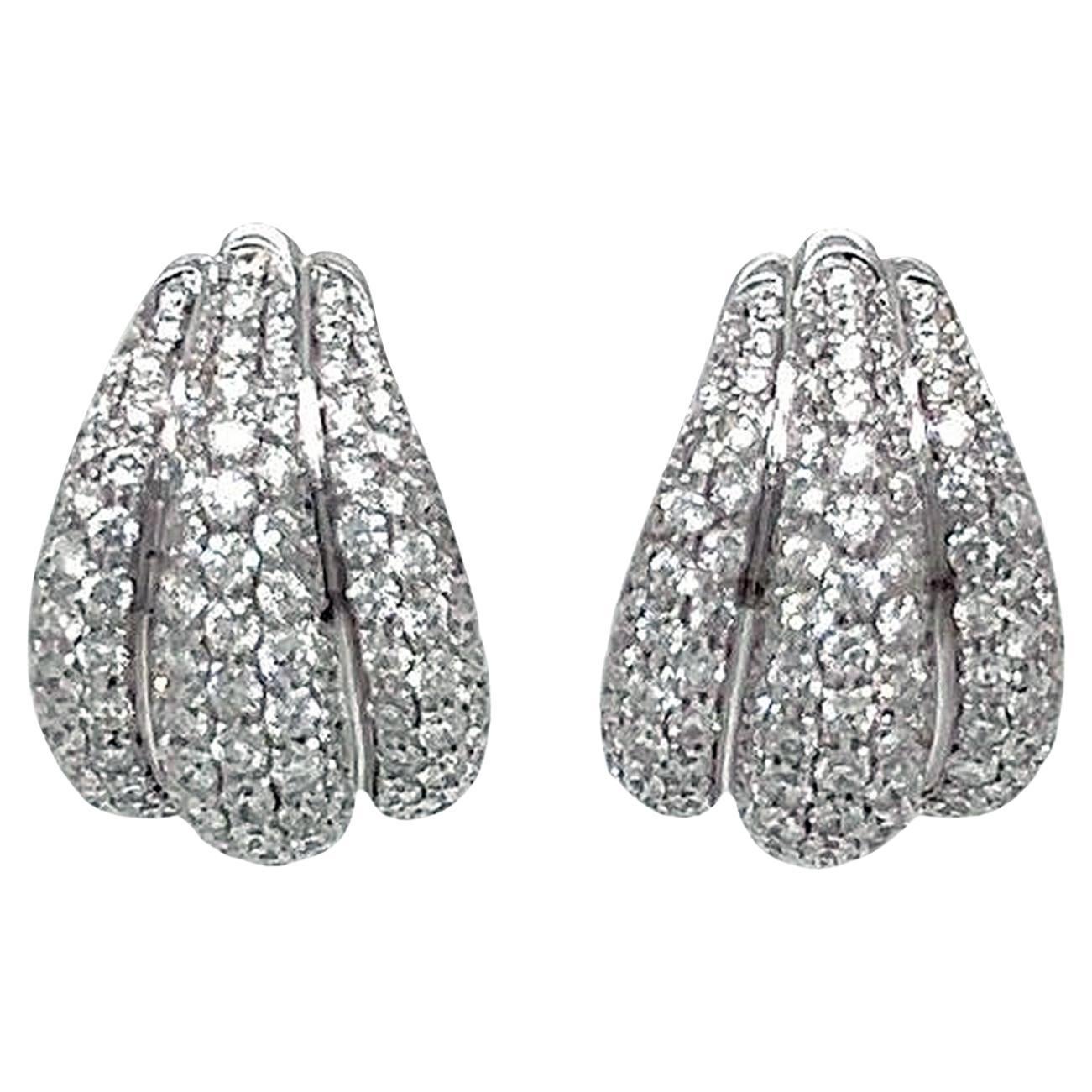Damiani Spicchi di Luna 2.12ct Pave Diamonds Italian Earrings in 18K White Gold en venta