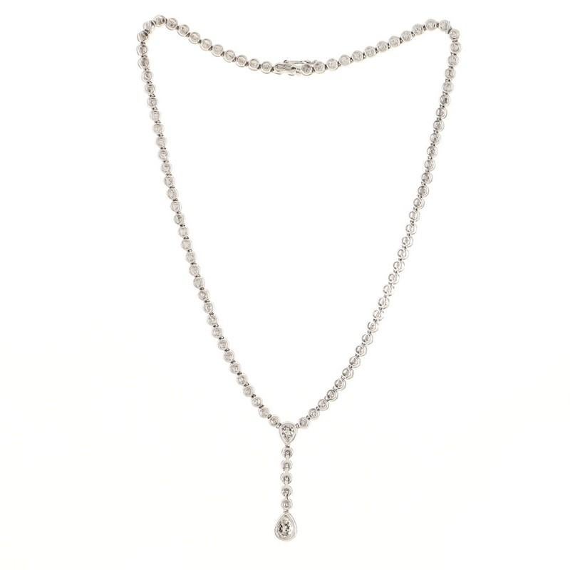 Damiani Teardrop Pendant Necklace 18k White Gold and Diamonds In Good Condition In New York, NY