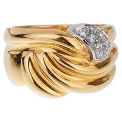 Damiani Vintage Yellow Gold Diamond Ring