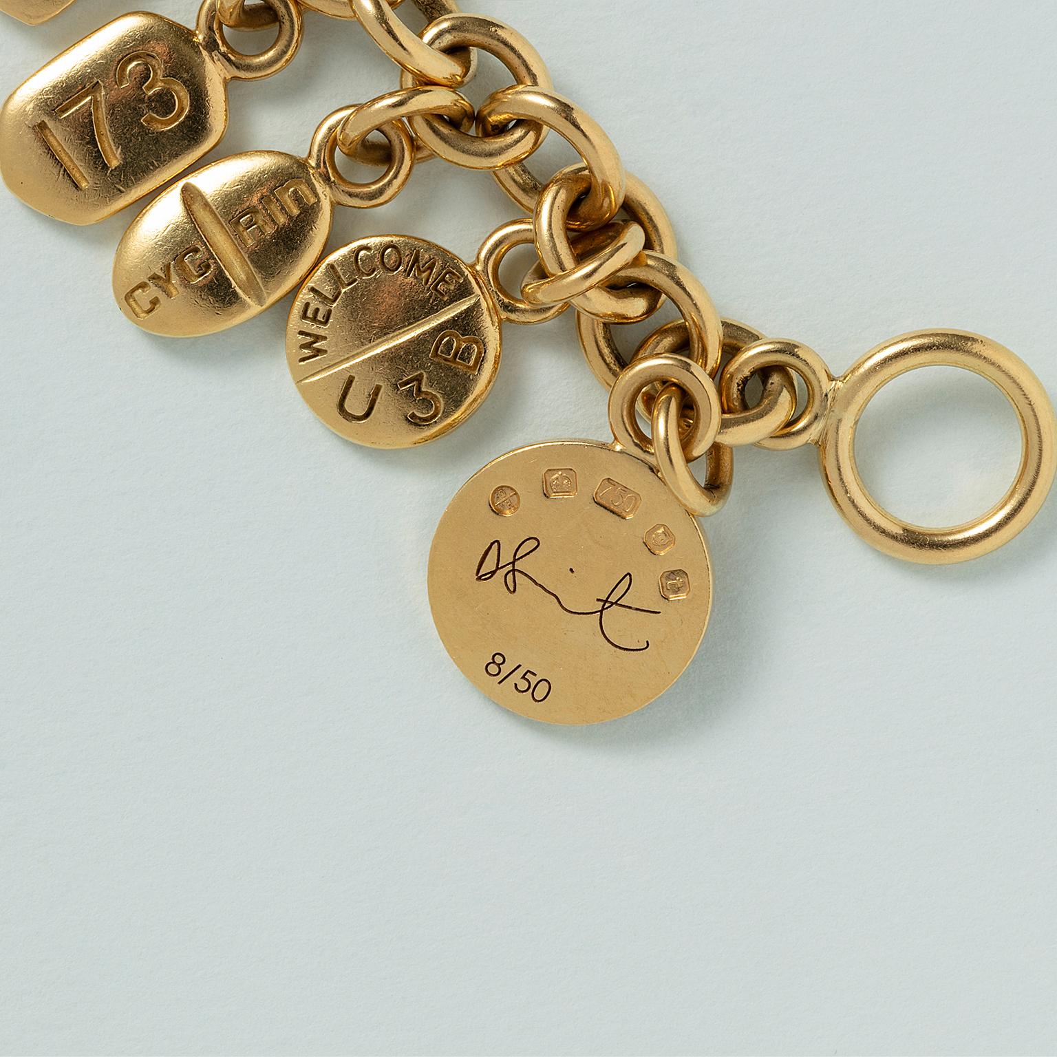 bracelet that holds pills