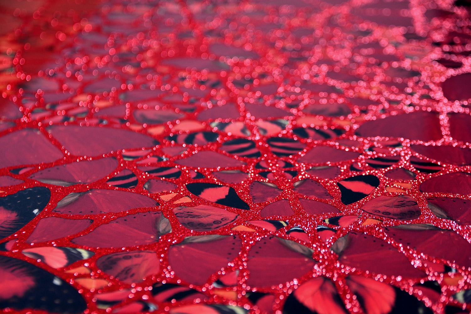 DAMIEN HIRST - EMPRESSES : NŪR JAHĀN - Édition limitée. Papillons pailletés rouges - Print de Damien Hirst