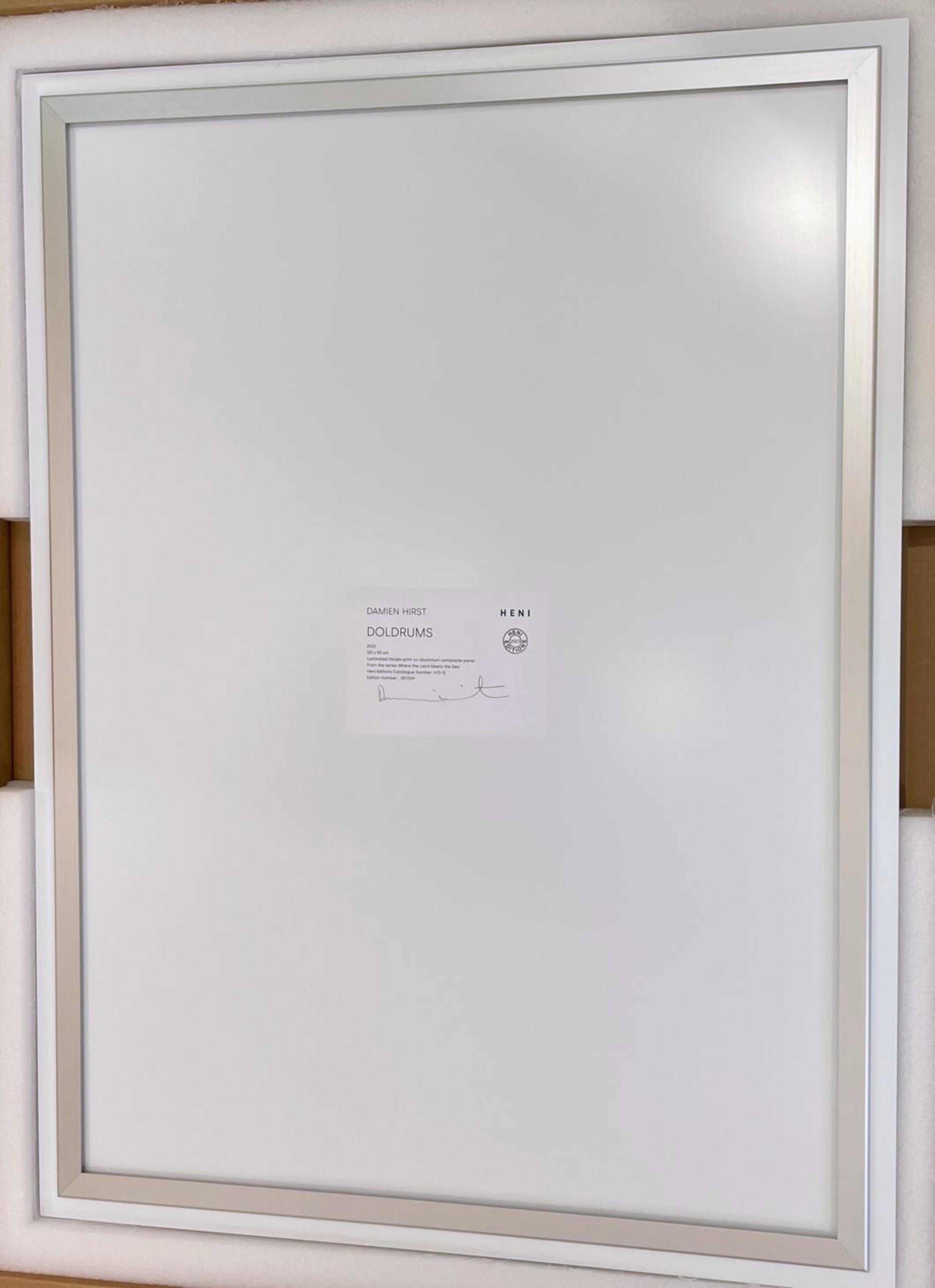 Damien Hirst
Doldrums, H13-12, da Where the Land Meets the Sea, 2023
Stampa giclée laminata su pannello composito in alluminio
47 3/10 × 35 2/5 × 1/2 in  120.1 × 89.9 × 1.3 cm
Firmato a mano sull'etichetta e numerato 187/249Firmato a mano