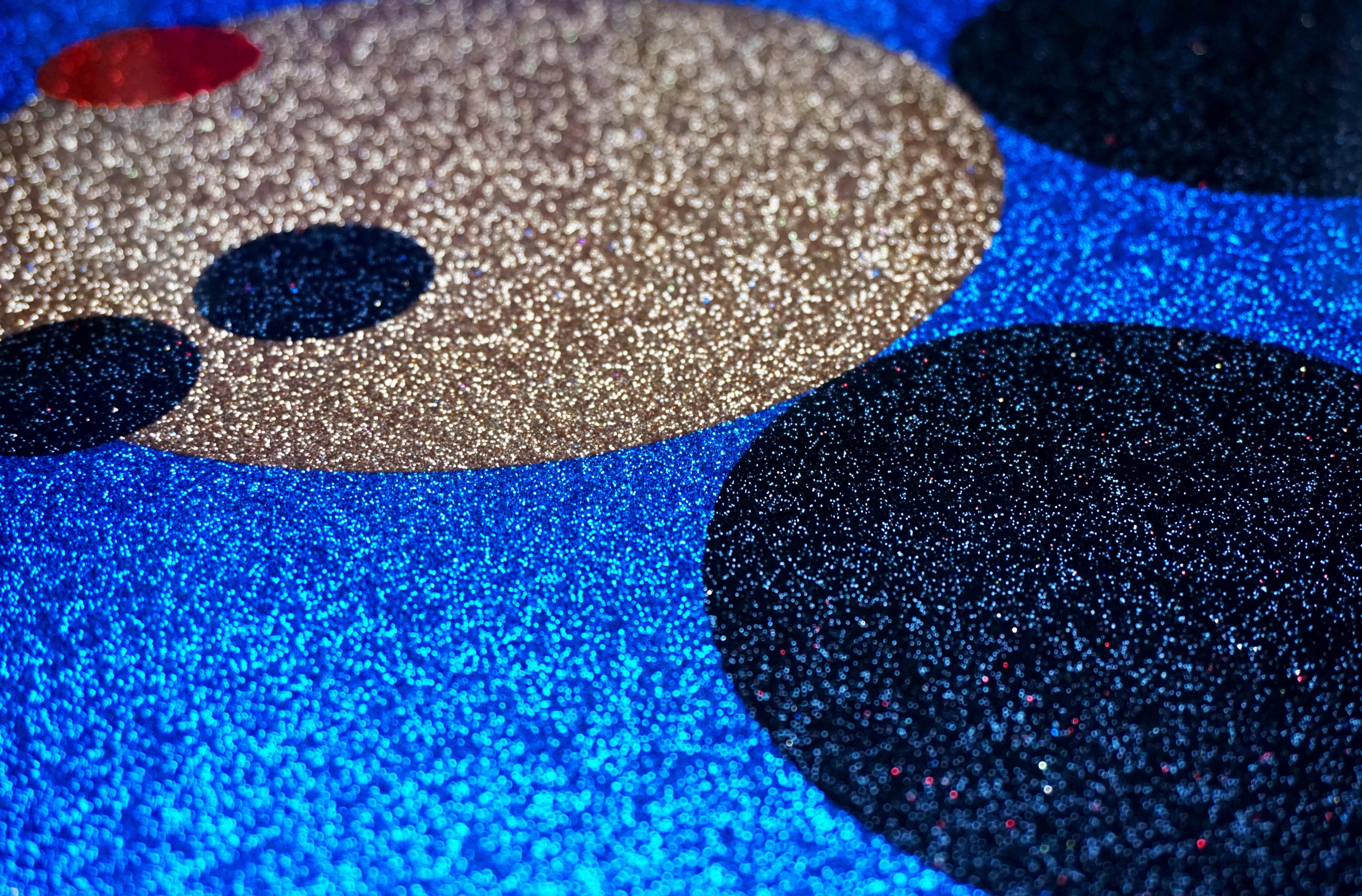 Siebdruck „Mickey“ aus Seide mit Glitter, 2016 (Young British Artists (YBA)), Print, von Damien Hirst