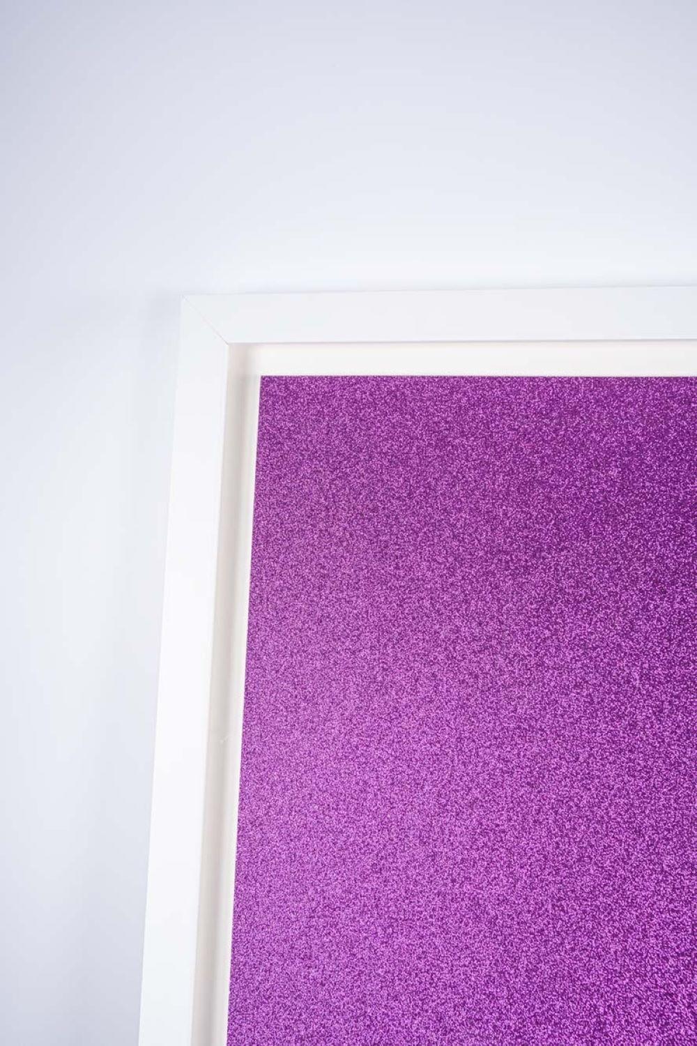 Minnie (grande) Por Damien Hirst en venta 2