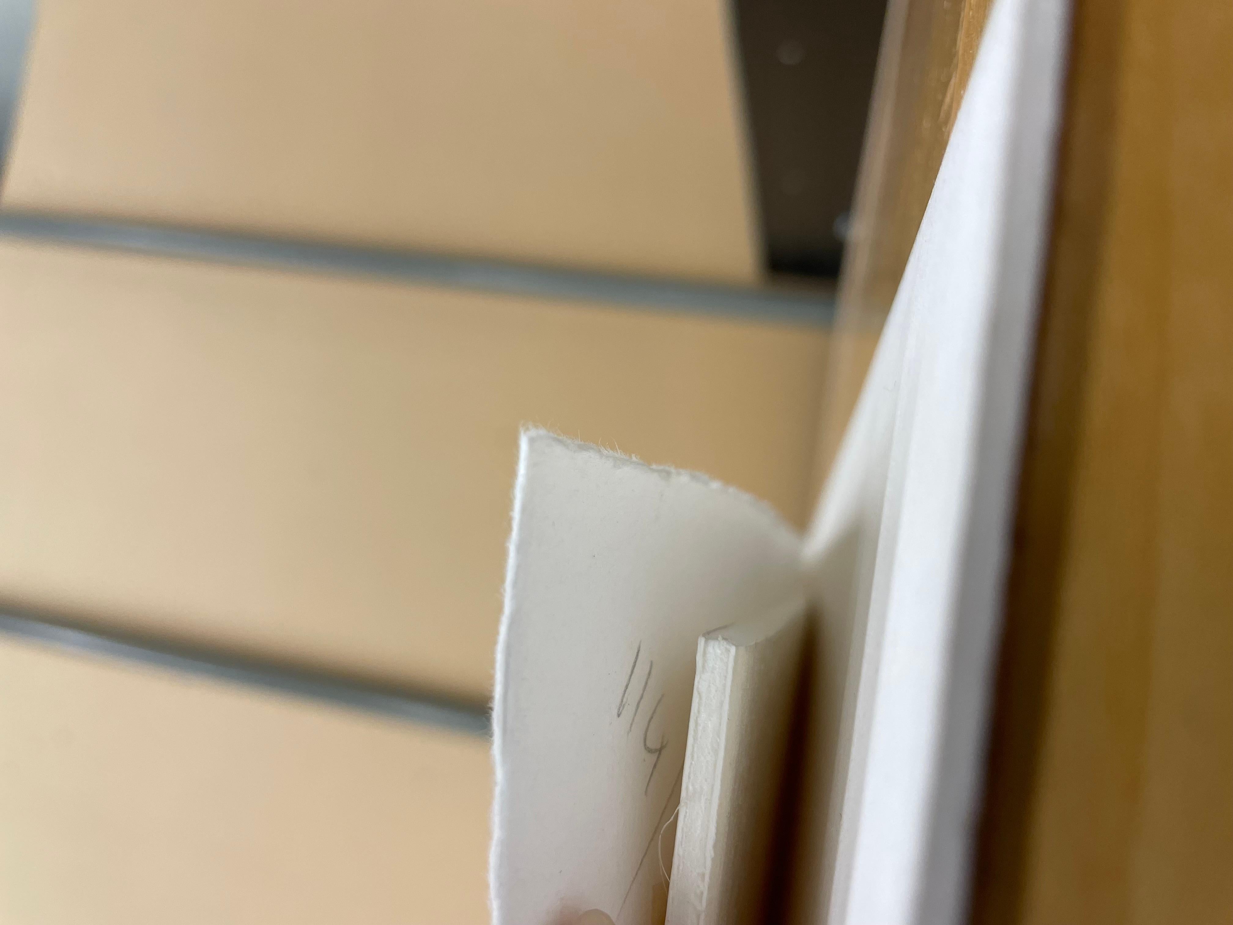 Aguafuerte y aguatinta en colores sobre papel de aguafuerte Hahnemüle de 350 g/m². Firmado a mano por el artista en el anverso a lápiz y numerado en el reverso a lápiz. Publicado por Paragon Press, Londres.   Los primeros aguafuertes de manchas que