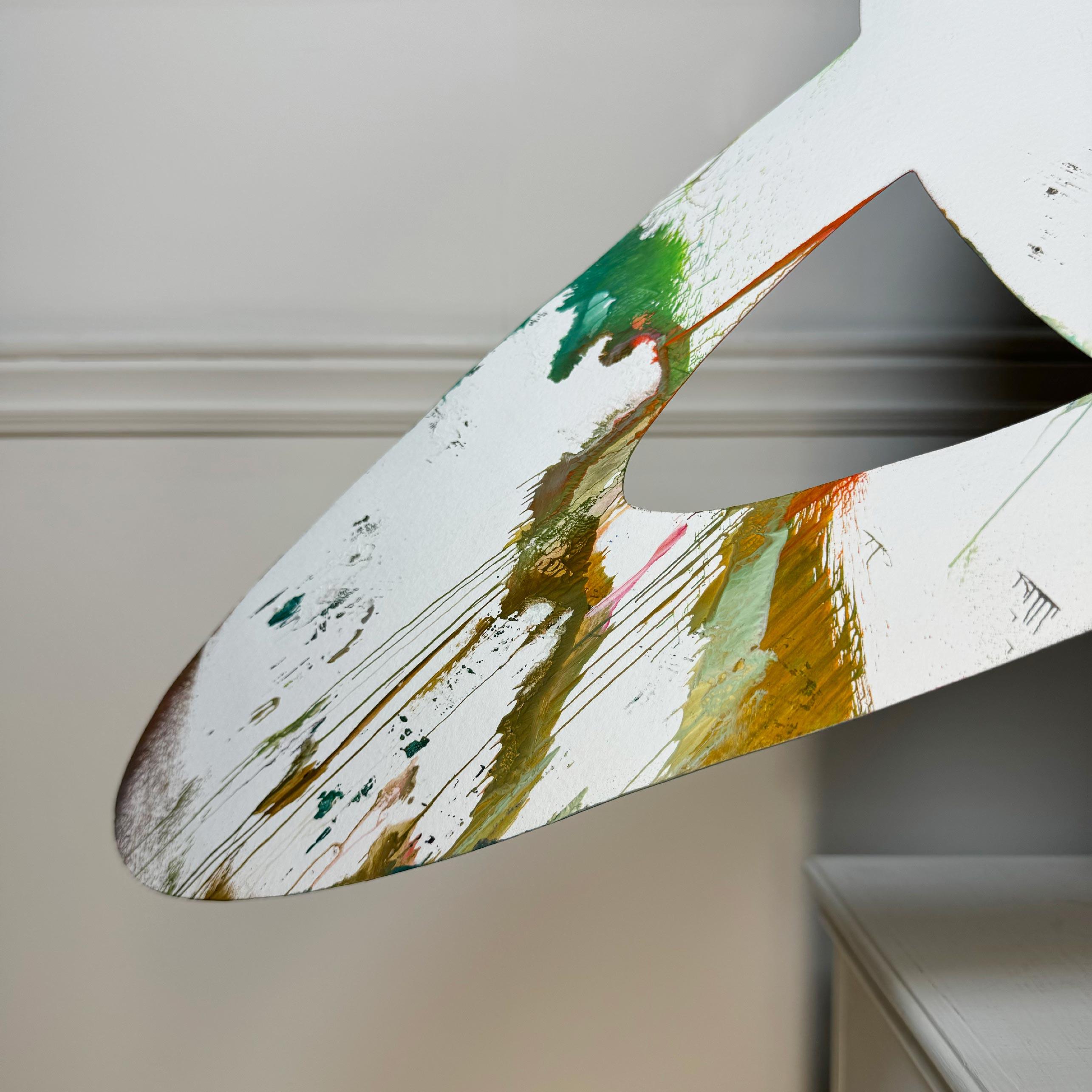 Damien Hirst Saturn Spin Painting Firmato sul retro e con il timbro cieco di Hirst in vendita 3