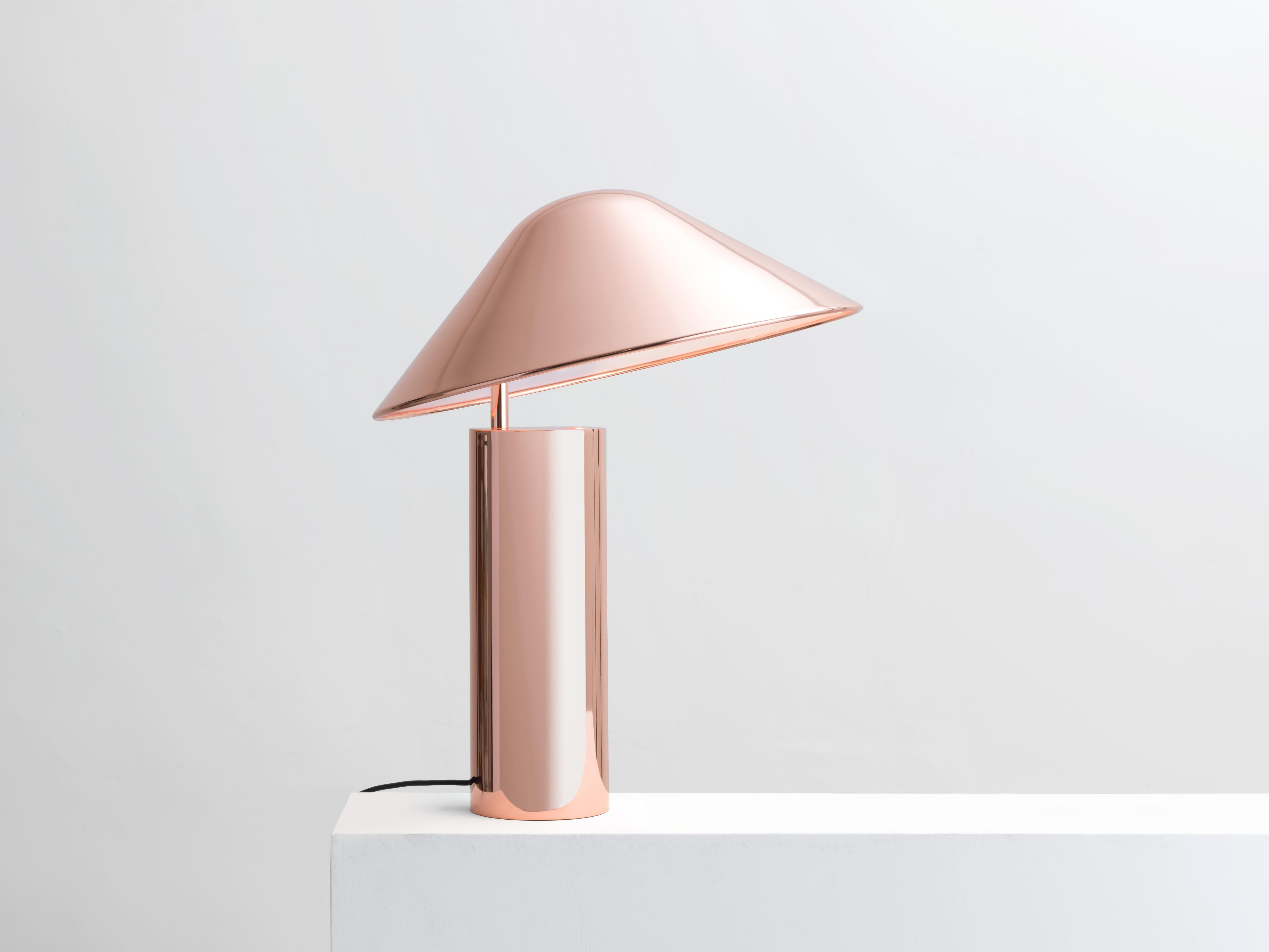Taiwanese DAMO Simple Table Lamp 'Copper / Chrome / Champagne Gold' For Sale