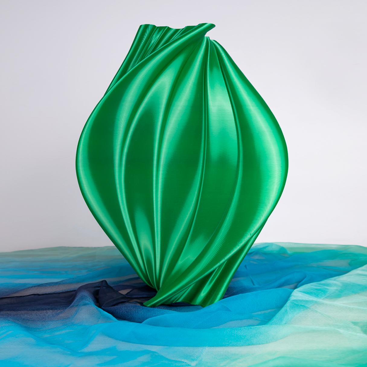 Damocle, Green Contemporary Sustainable Vase-Sculpture In New Condition In Livorno, LI