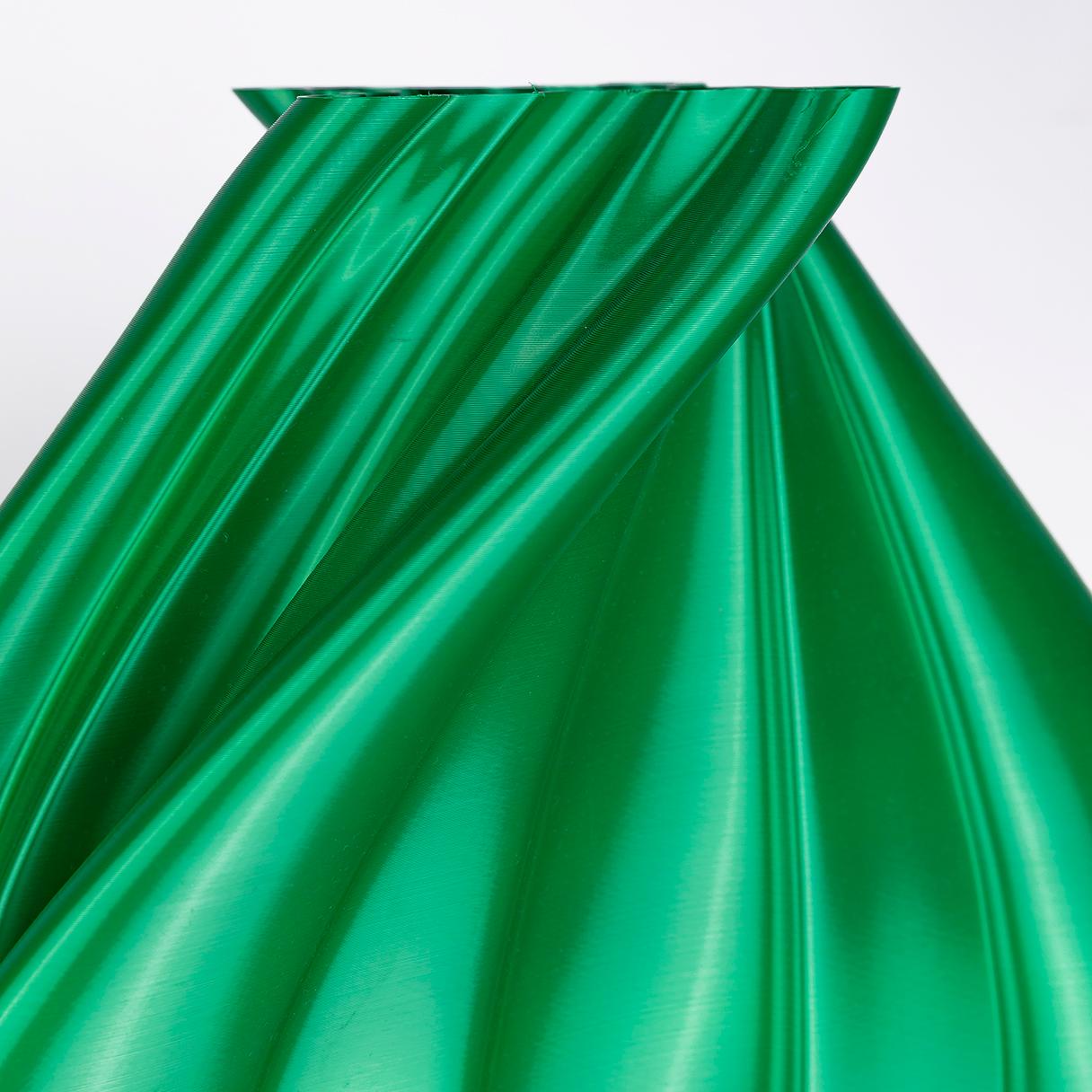 Damocle, Green Contemporary Sustainable Vase-Sculpture 1