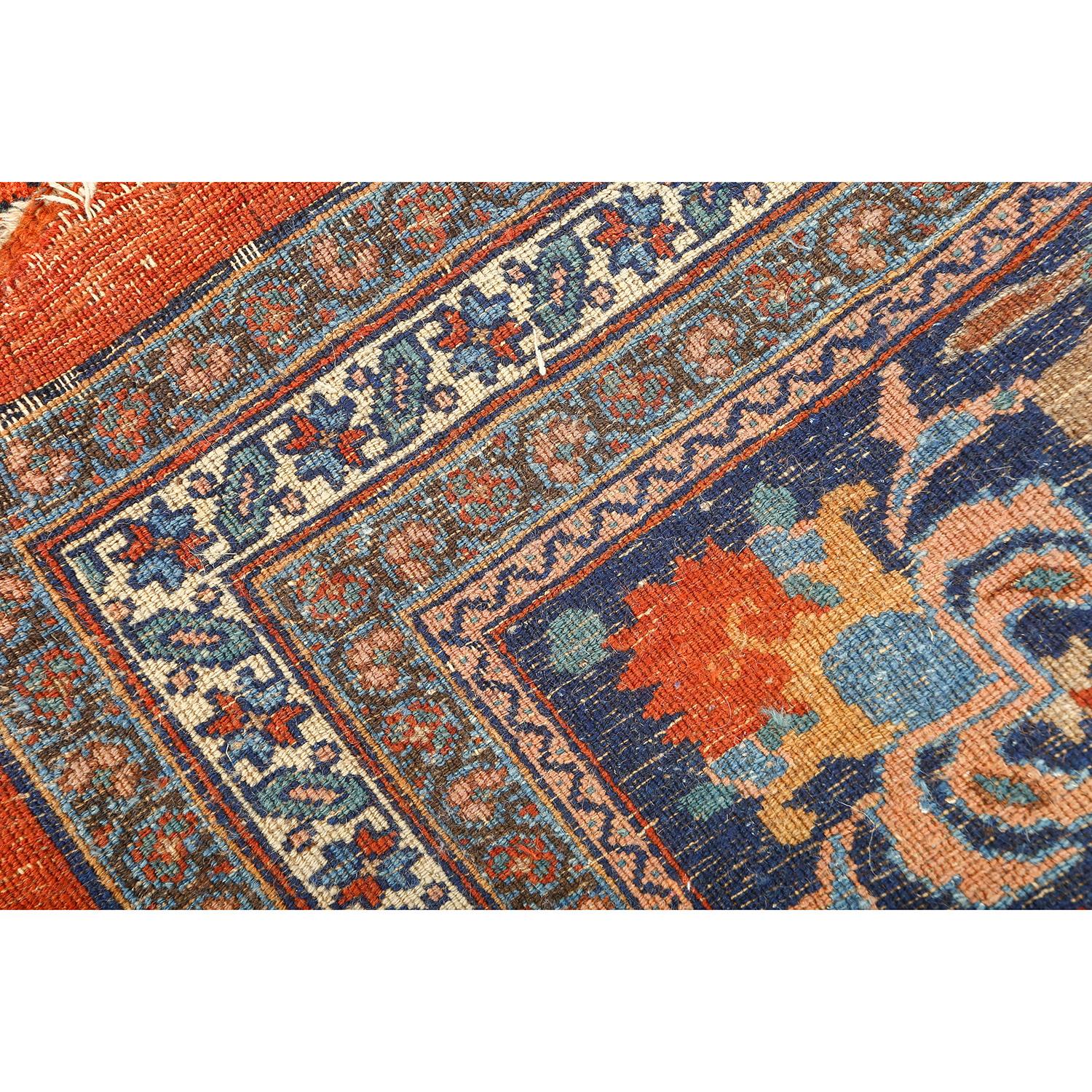 Antique Persian Bidjar - Size: 12 ft 4 in x 8 ft 8 in In Excellent Condition For Sale In Los Angeles, CA
