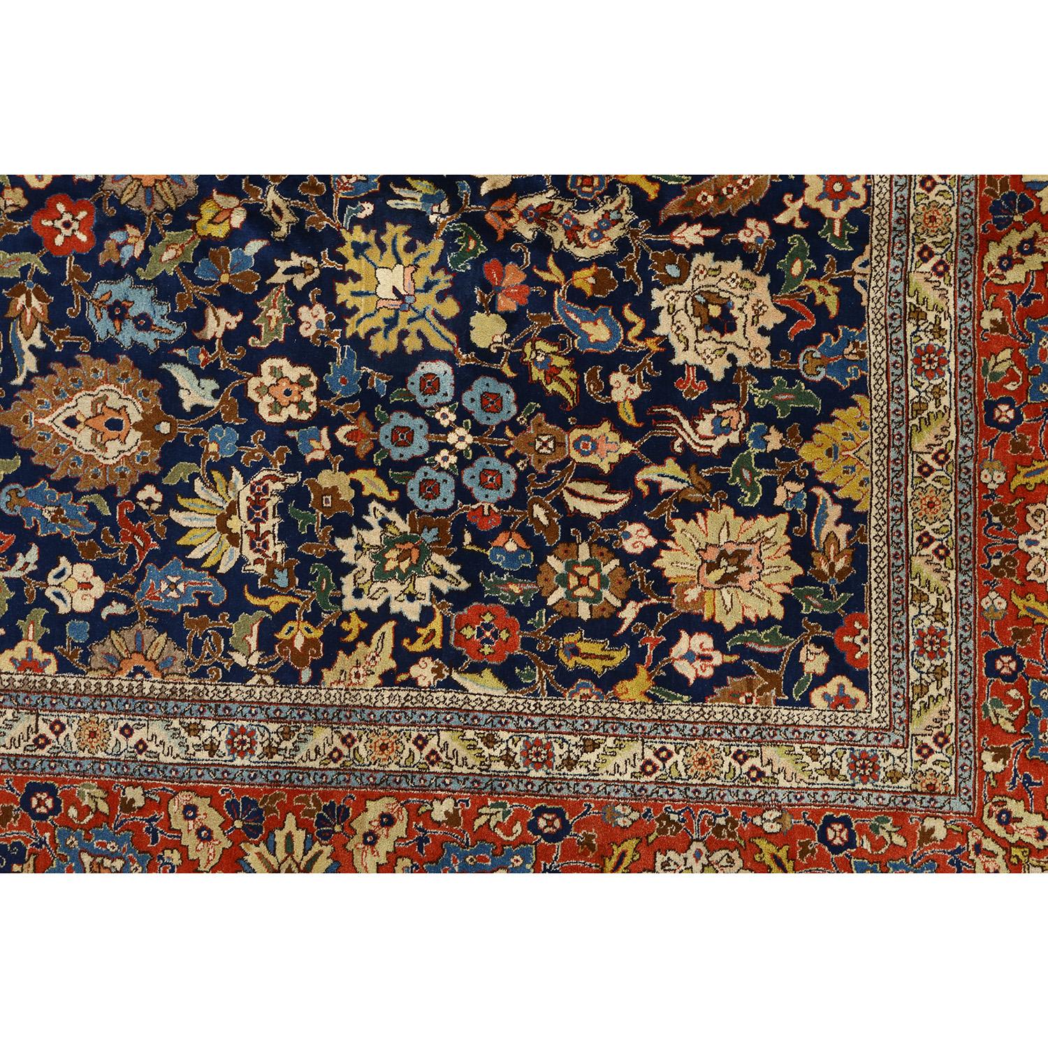 Damoka Collection Antique Persian Tabriz - Size: 16 ft 3 in x 12 ft 10 in In Good Condition For Sale In Los Angeles, CA