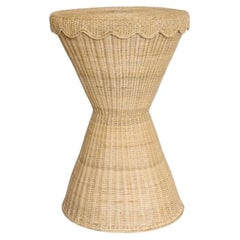 Mesa auxiliar de ratán Damru, Natural
