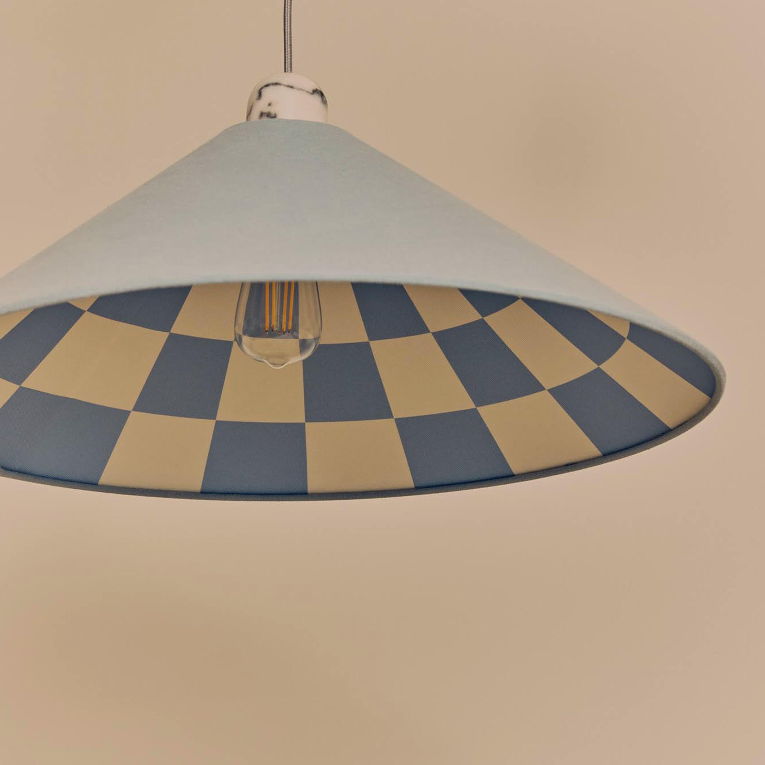 Britannique Abat-jour conique à carreaux bleu Damson en vente