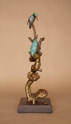 « Double Happiness », sculpture en bronze représentant un colibri, signée, édition n° 5/150