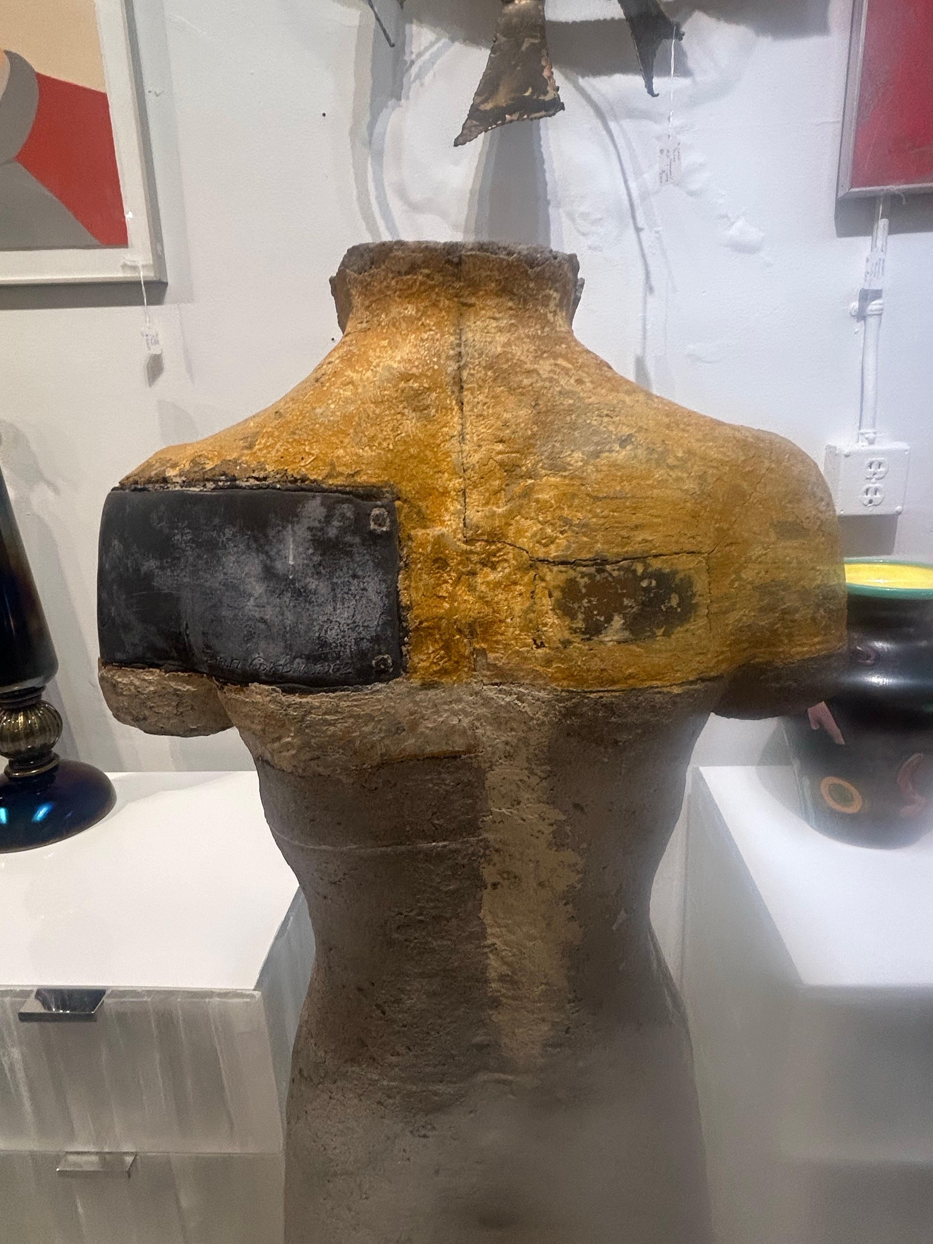 Dan Corbin scultura femminile figurativa in vendita 1
