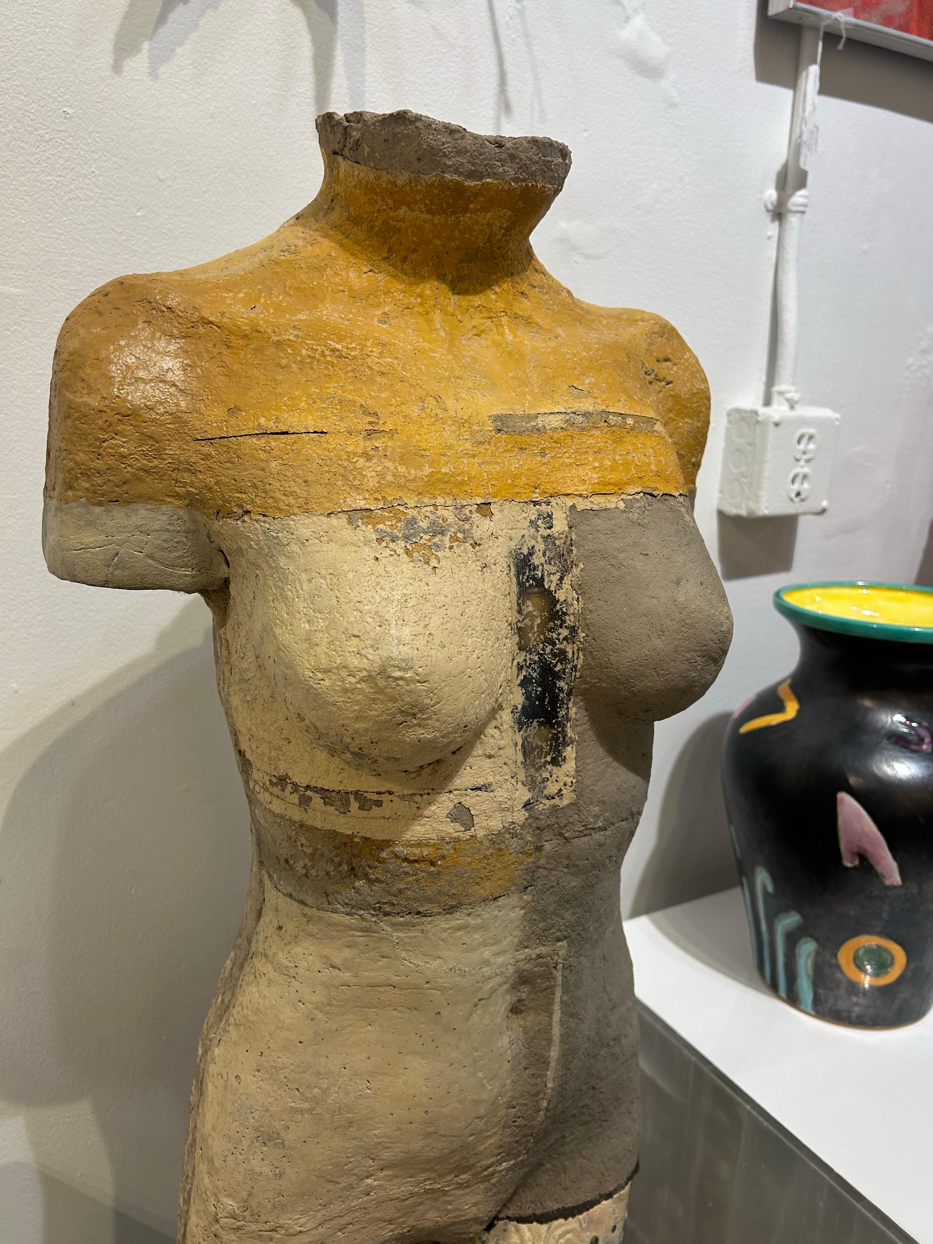Dan Corbin scultura femminile figurativa in vendita 5