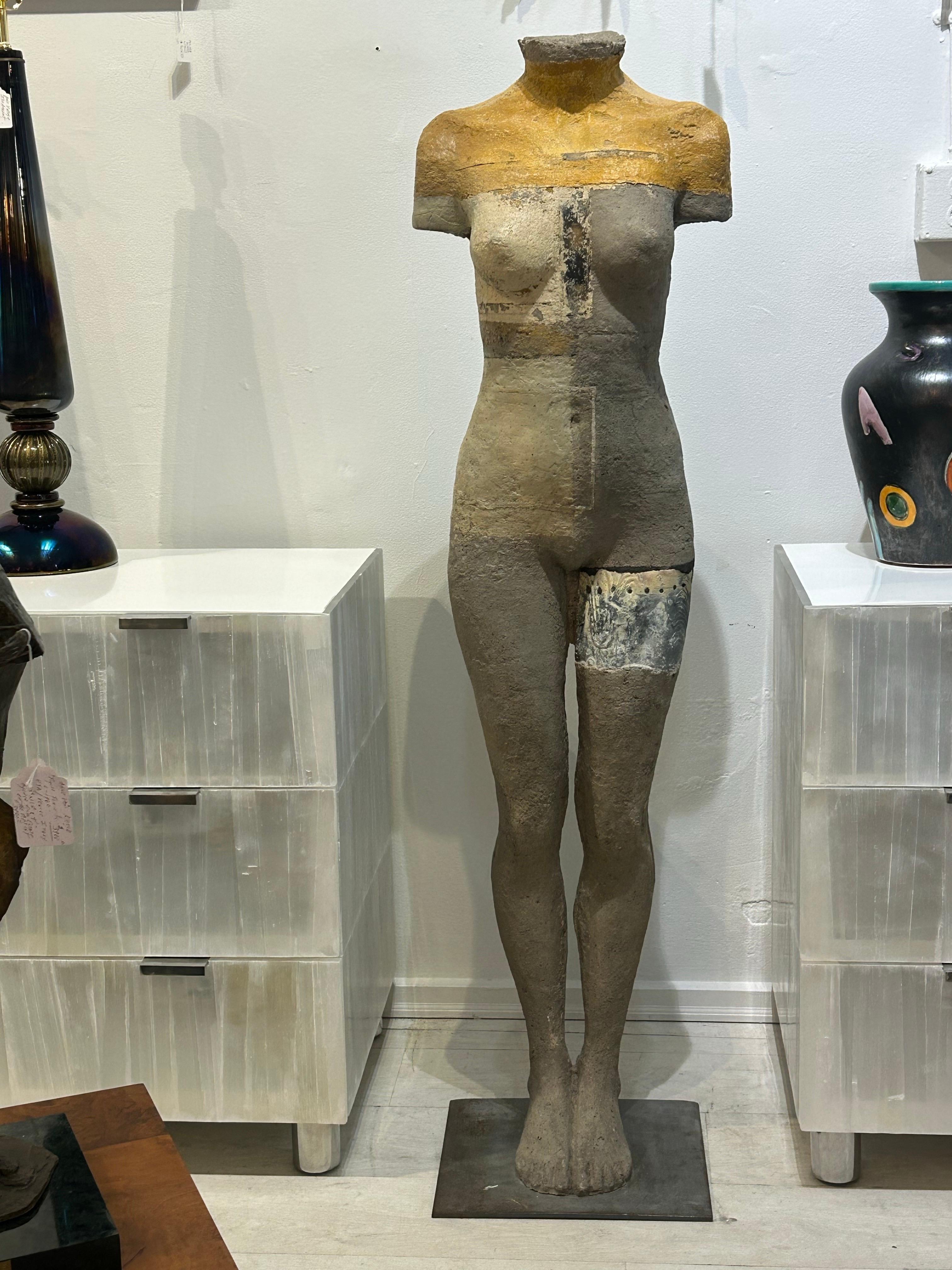 Dan Corbin scultura femminile figurativa In condizioni buone in vendita a West Palm Beach, FL