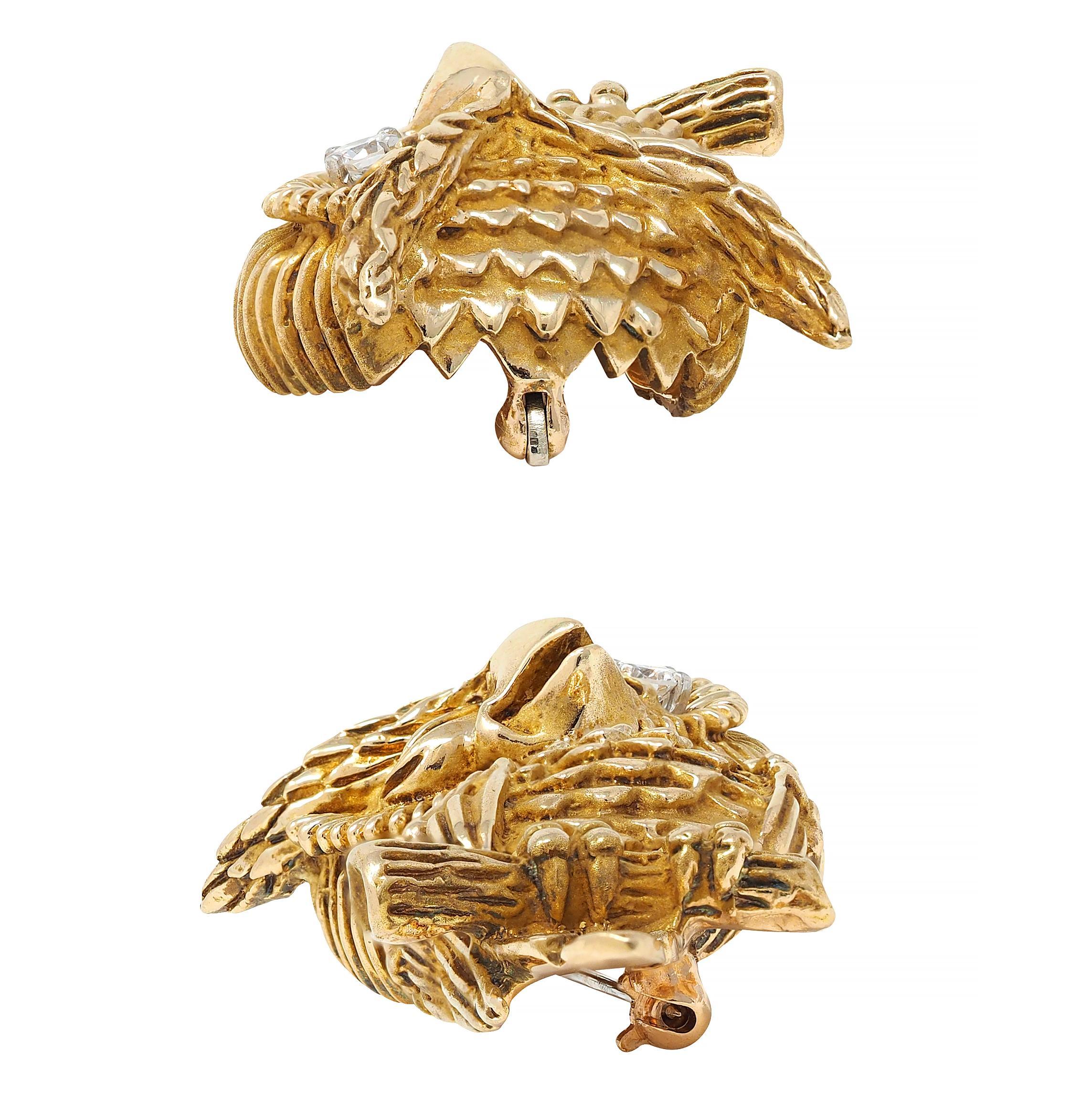 Dan Frere 1970's Diamond 14 Karat Yellow Gold Vintage Owl Bird Brooch For Sale 1