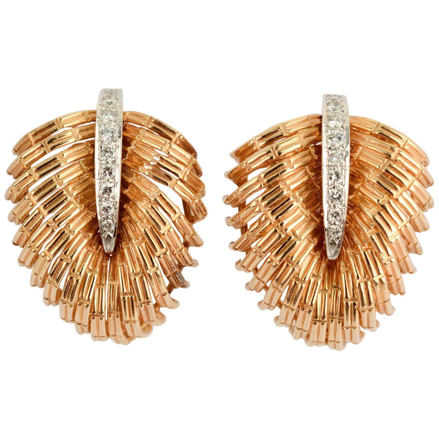 Dan Frere Gold Diamond Leaf Earrings