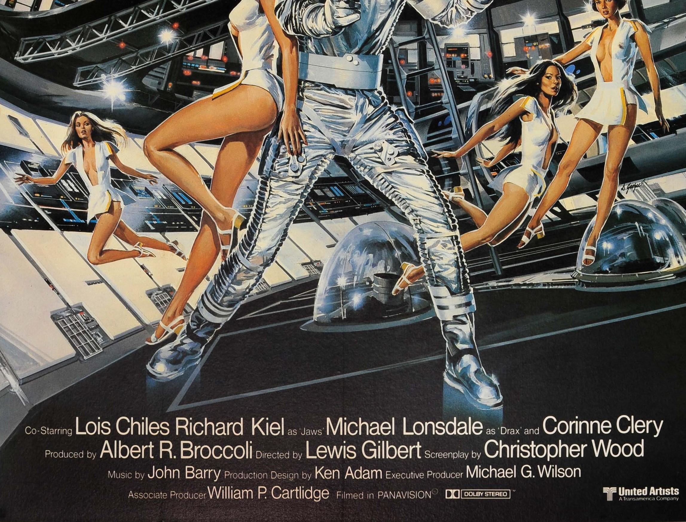 Affiche de cinéma originale pour le film de James Bond 007 Moonraker avec Roger Moore, Lois Chiles (Holly Goodhead), Michael Lonsdale (Hugo Drax) et Richard Kiel (Jaws) - L'espace appartient désormais à 007 - réalisé par Lewis Gilbert. Grande image