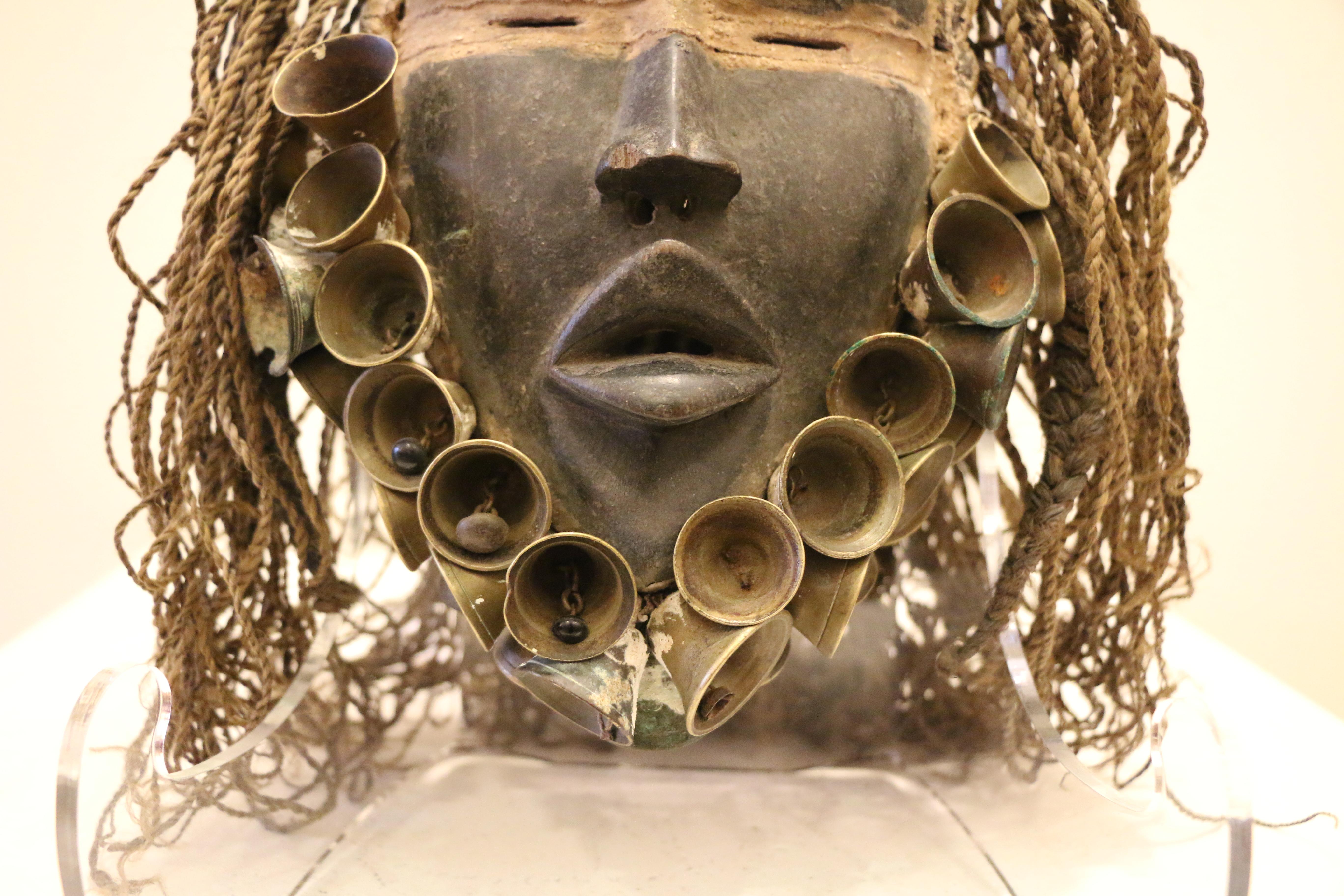 The Dan, a sub-tribe of the Dan-Nguere, inhabit eastern Liberia, Guinea Conakry, and Côte d'Ivoire. Their social and spiritual structure is based on the secret society Poro, which means 